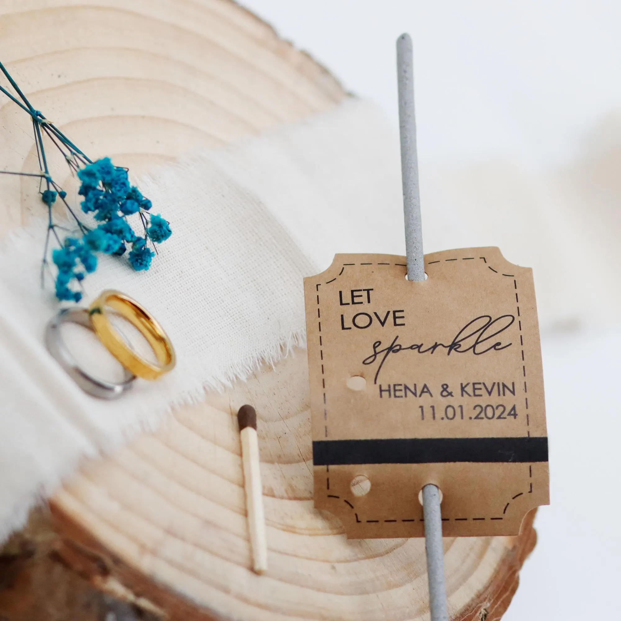Personalized Sparkler Tag for wedding, party, engagement and anniversary - Fast Process and Fast Shipping (Set of 20 and more)