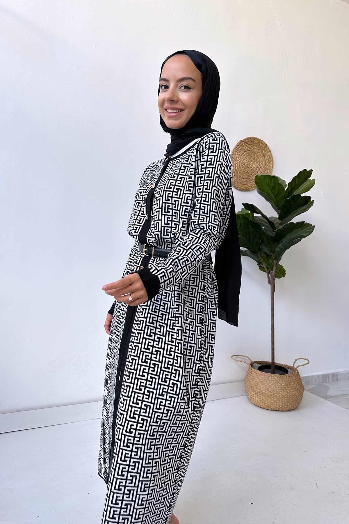 Elegant Black and White Patterned Cardigan, Longline Knitwear, Button-Up Women's Modest Fashion Outerwear for Stylish Looks,(KH-1864) - image 3