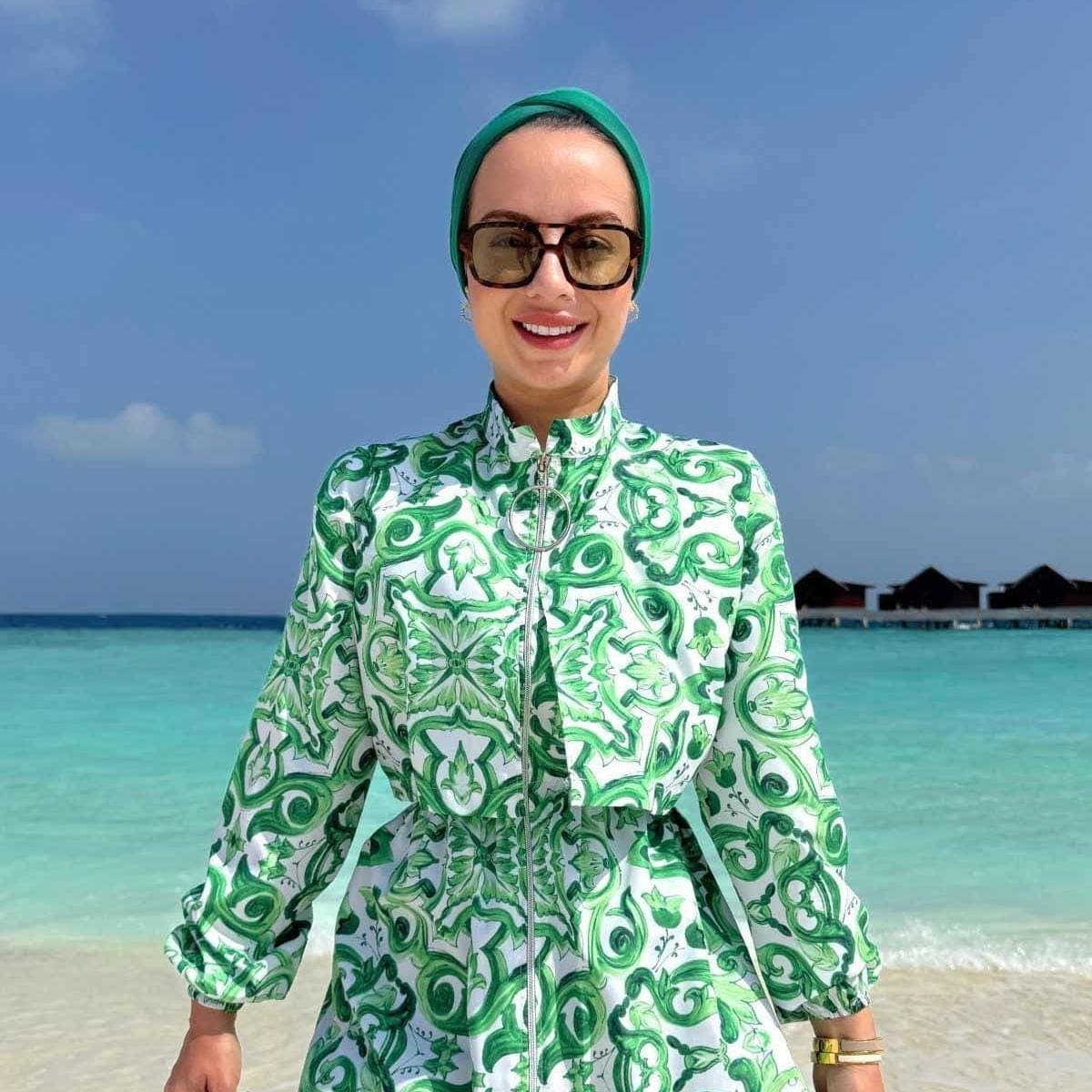 Green Patterned Modest Hijab Swimsuit for Women, Full-Cover Swimwear with Belt, Perfect for Beach and Pool Days, Quick Dry Fabric,(KH-1204)