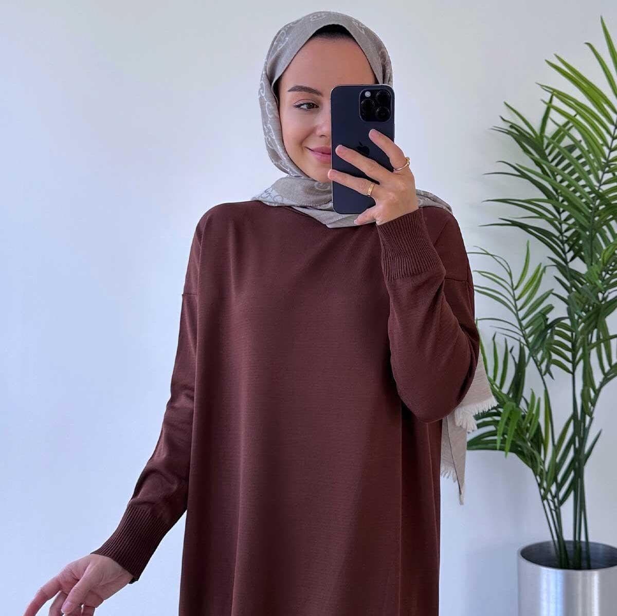 Elegant Mercerized Knitwear Dress - Brown | Long Sleeve Modest Maxi Dress for Women | Comfortable and Stylish Casual Wear,(KH-1718)