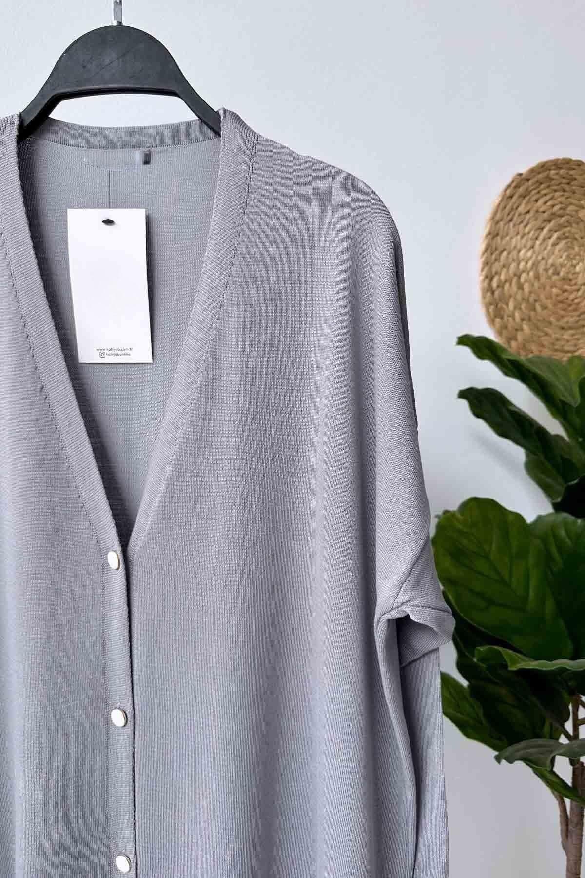 Elegant Gray Maxi Length Buttoned Mercerized Cardigan–Long Knitwear with Modern Design for Women, Perfect for Casual & Formal Wear,(KH-1804)