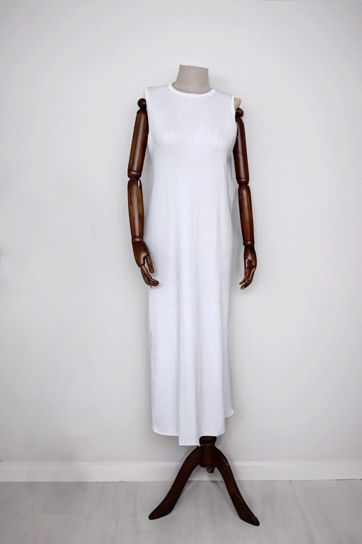 Elegant White Mercerized Sleeveless Maxi Dress - Lightweight, Breathable Fabric, Perfect for Summer, Beach, or Casual Outings,(KH-1885)
