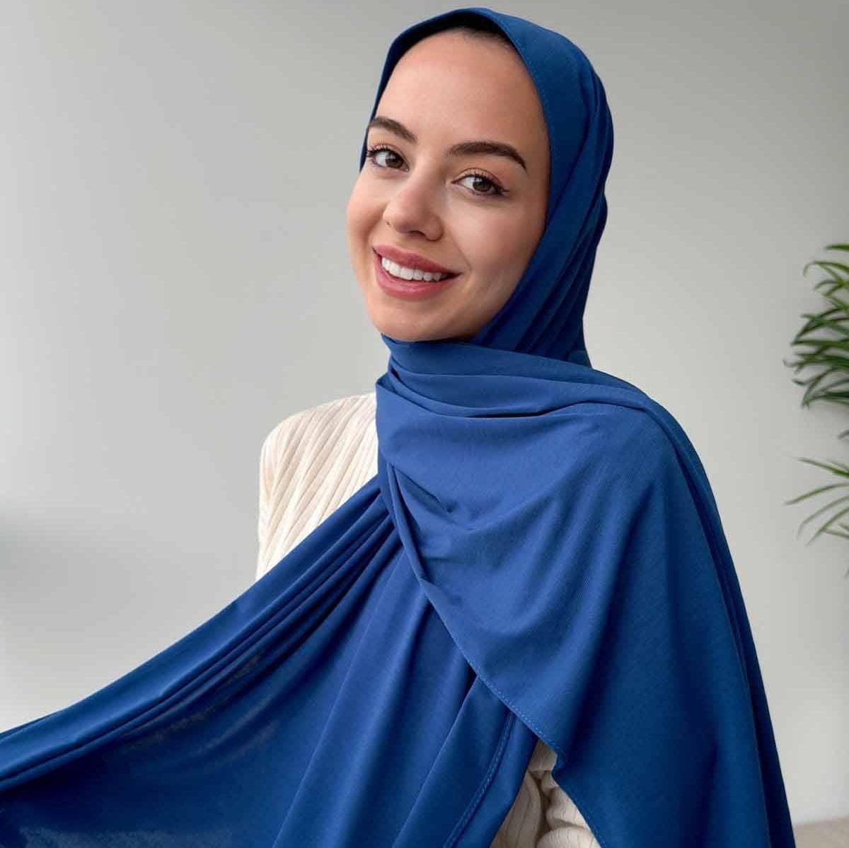 Classic Jacquard Hijab Shawl – Breathable & Comfortable Fabric – Modest Fashion Wrap – Ideal Gift for Women – 70x180cm,(KH-2023) - image 4