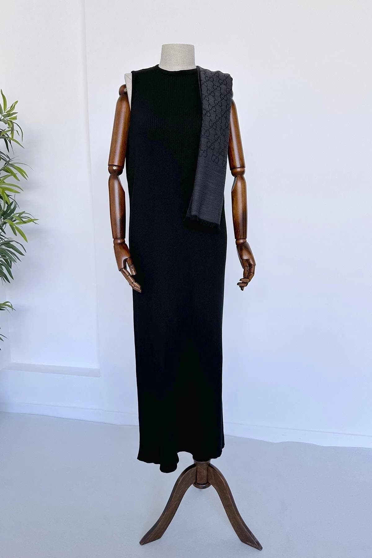 Elegant Black Mercerized Sleeveless Maxi Dress - Ribbed Knit Formal Wear for Women, Summer Outfit, and Casual Evening Attire,(KH-1885)