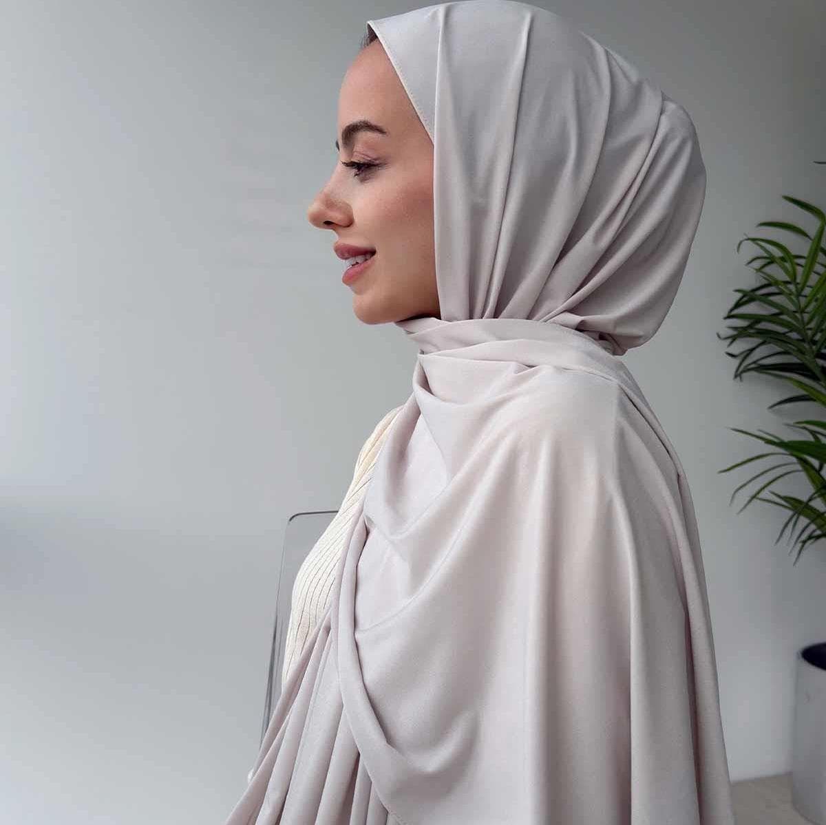 Classic Jacquard Hijab Shawl – Breathable & Comfortable Fabric – Modest Fashion Wrap – Ideal Gift for Women – 70x180cm,(KH-2023) - image 3