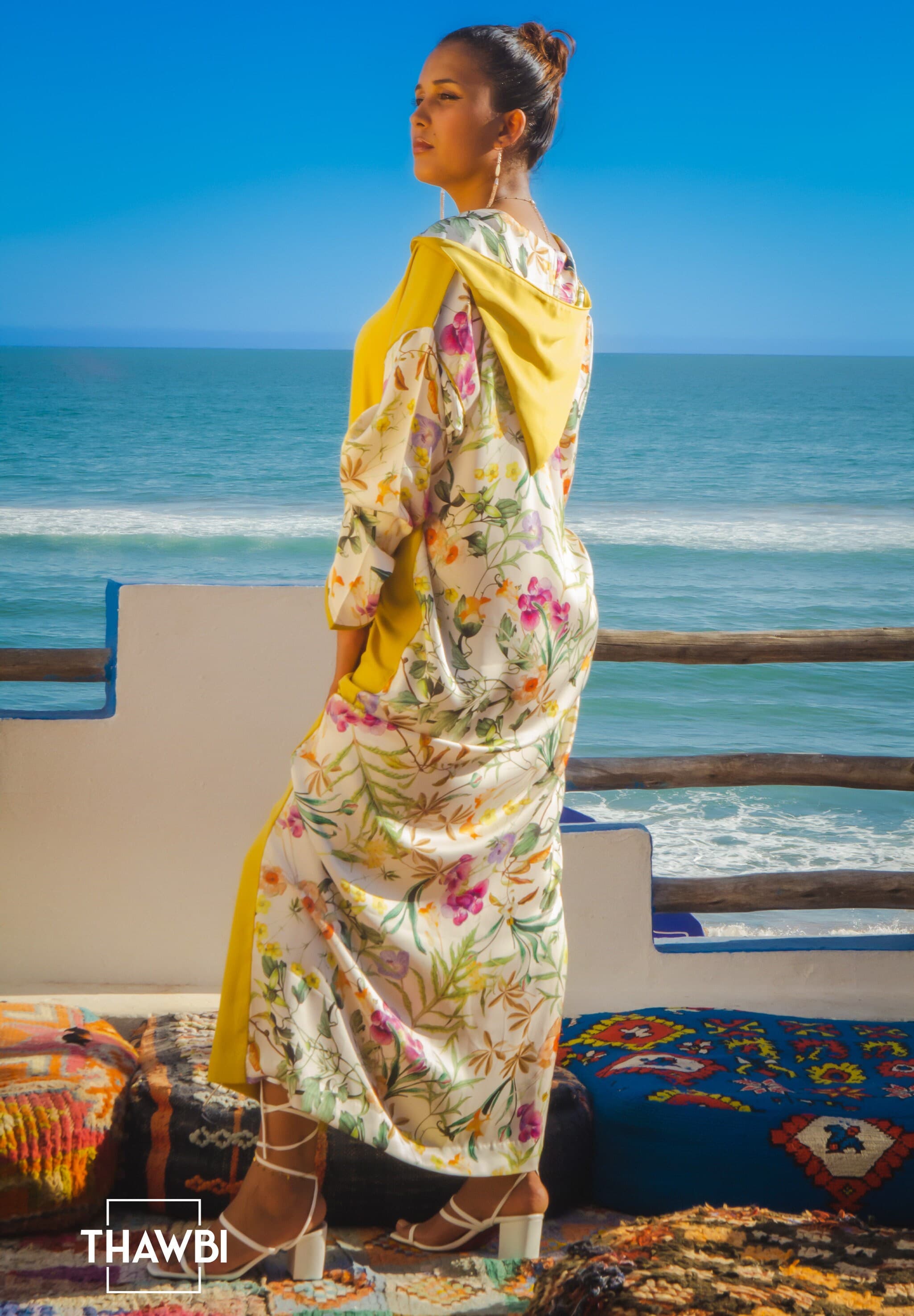 Handmade Moroccan Caftan: Floral Jellaba Fendue, Boho Style - image 4