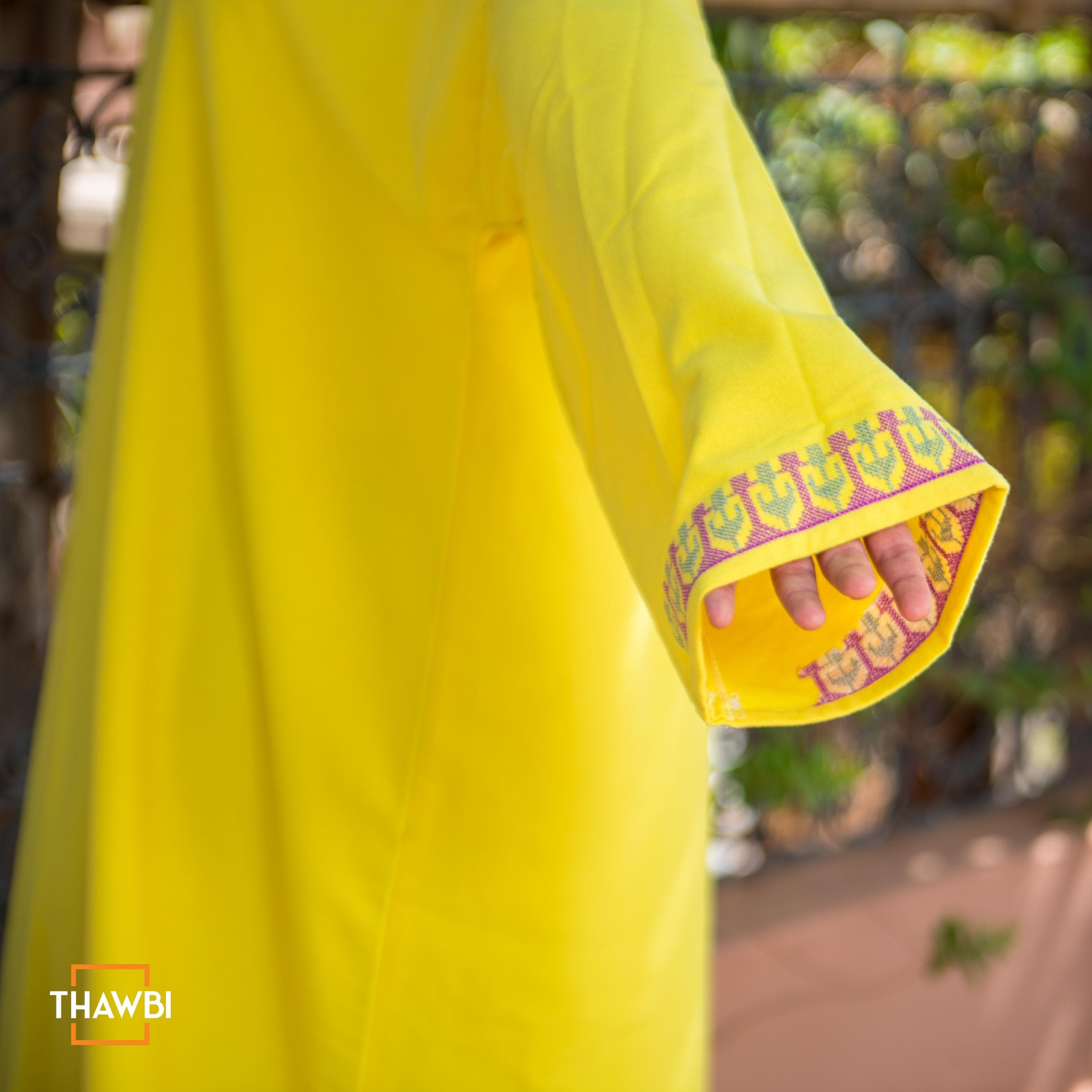 Vibrant Yellow Moroccan Djellaba with Embroidered Cuffs – Handmade Hooded Caftan for Women