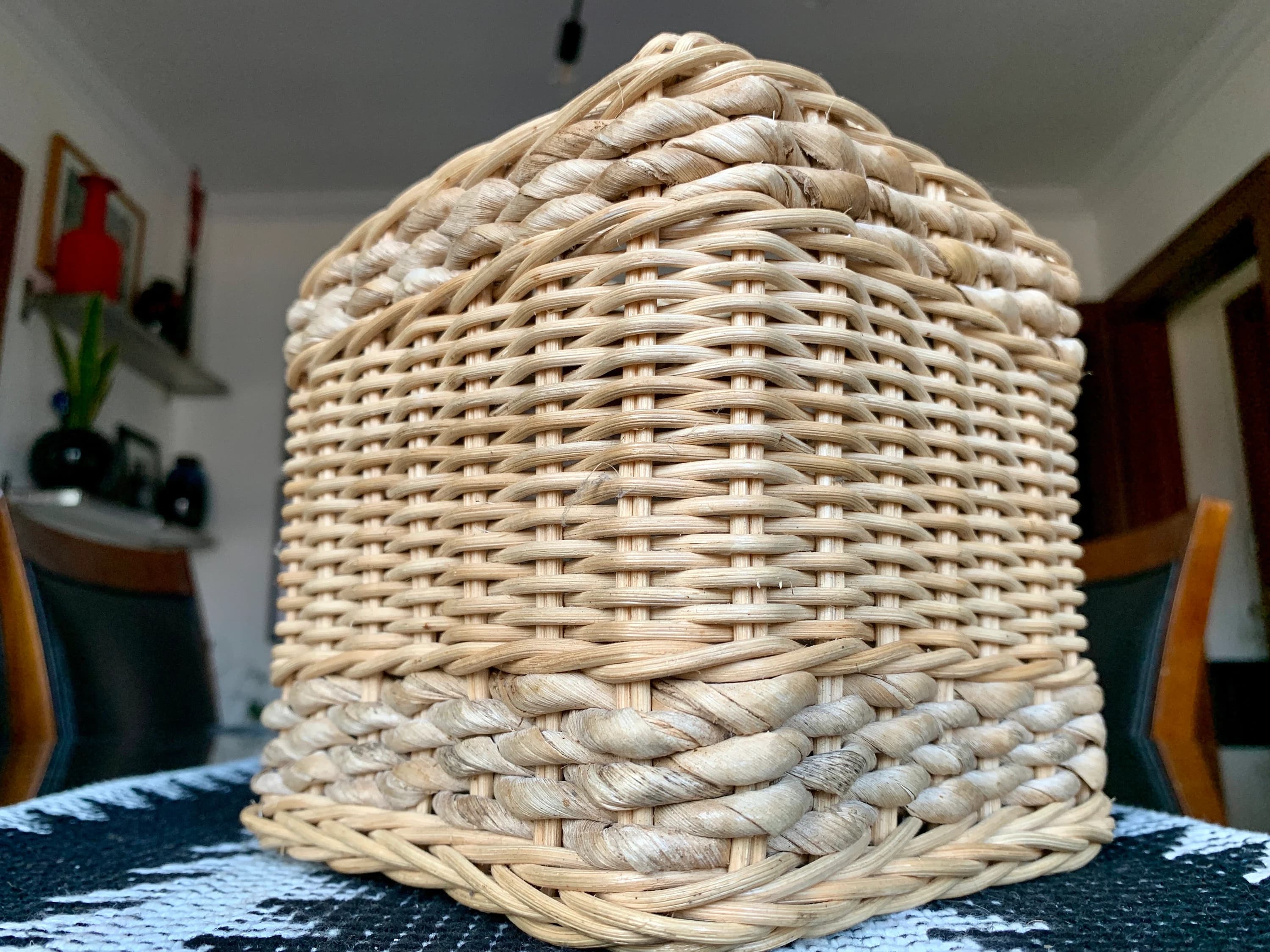 Vintage 6 1/2”x 6 3/4”x 6 1/2” Handwoven Light Wicker/Seagrass Tissue Cover Made In Indonesia; 70s Boho Decor; Mid-Century Kleenex Box Cover - image 5