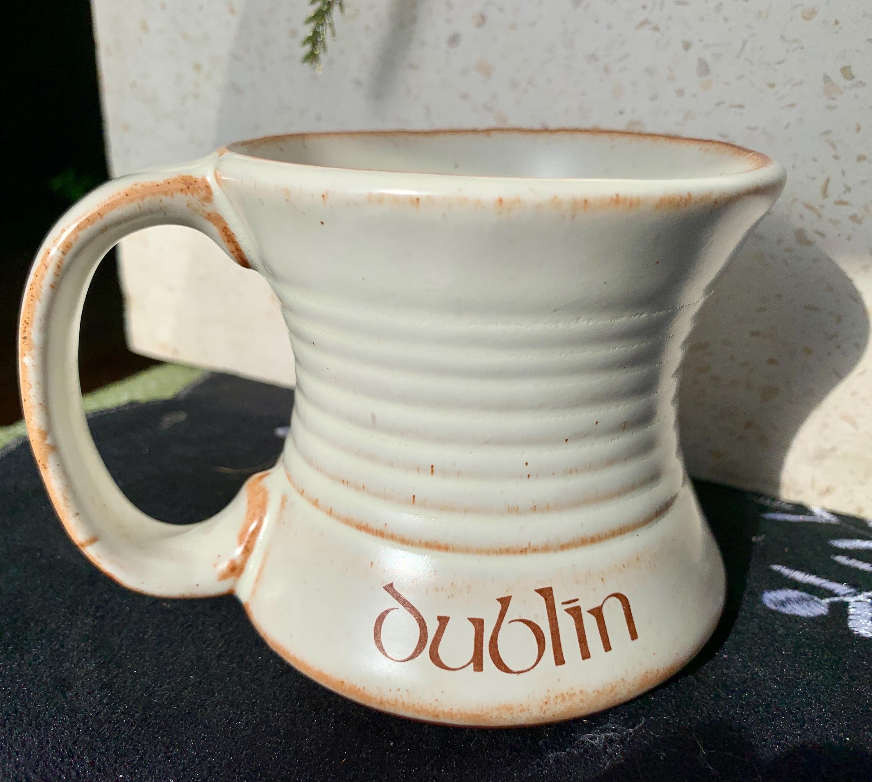 Unused Vintage 8 fl oz Labelled IRISH COUNTRY POTTERY “Dublin” Rustic, Traditional Handcrafted Speckled Pottery Mug Made in Shannon, Ireland