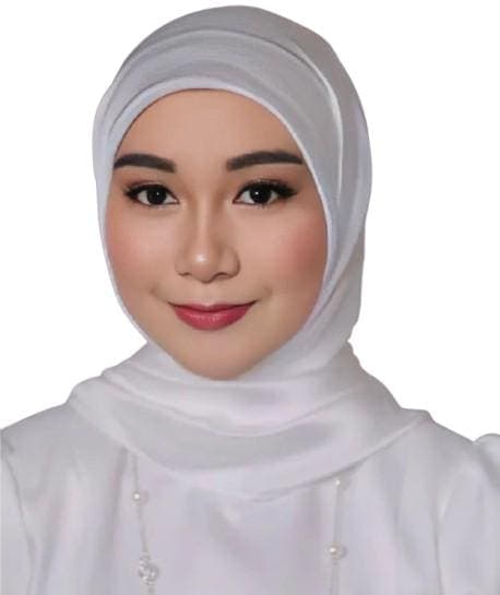 Off-White Shimmering Bridal Hijab, White Square Curve Veil for Nikah, Engagement - image 5