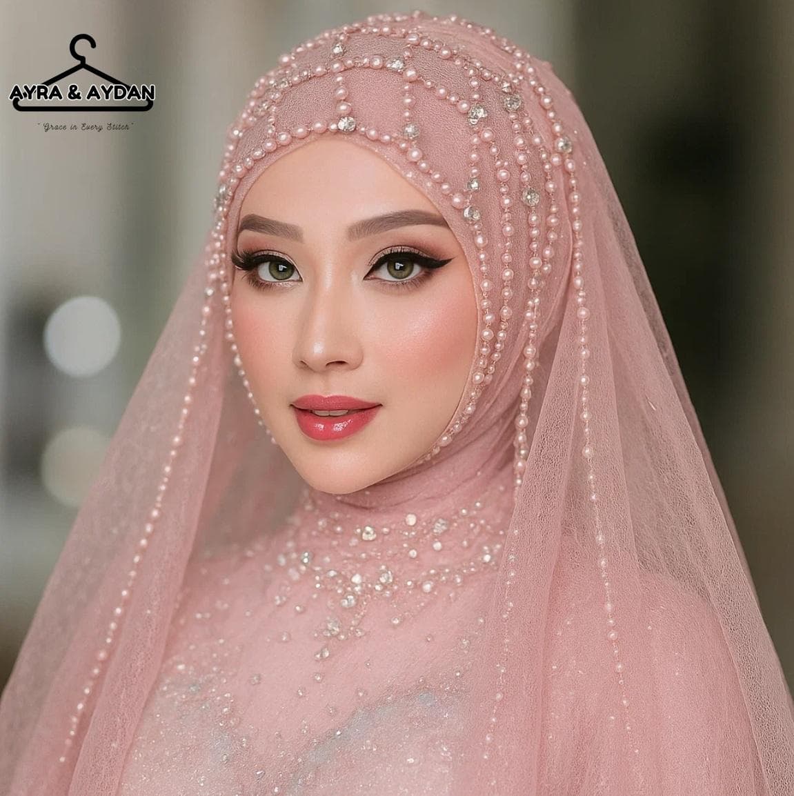 Pearl Wedding Veil, Beaded Bridal Headpiece, Elegant Cathedral or Fingertip Length Veil for Bride, Special Occasion Veil