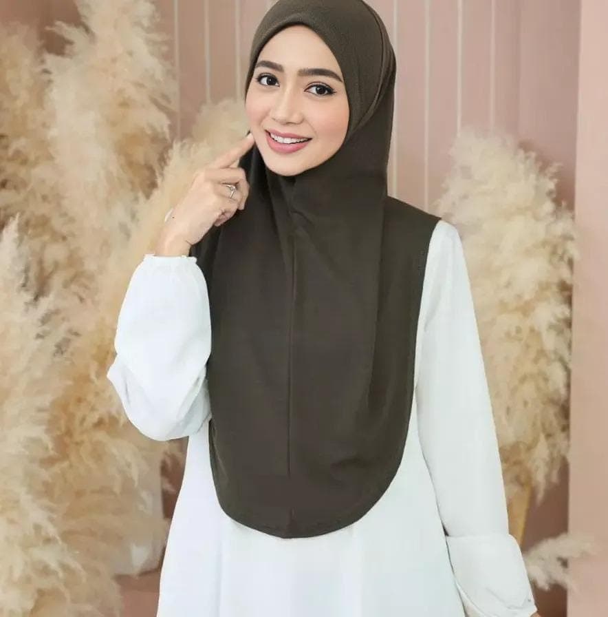 Instant Hijab | Premium Moss Crepe | Slip-On Hijab | Ready-to-Wear Scarf | M and L Size - image 5