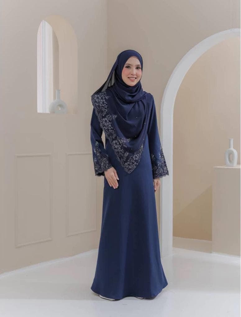 Elegant Embroidered Muslimah Jubah Dress with Free Matching Hijab – Modest Abaya Kaftan for Eid, Wedding, or Formal Events - image 3