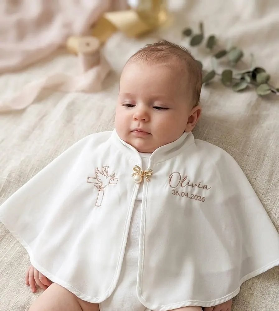 Jolie cap de baptême personnalisé(rose vieux)Cadeau de baptême.taille standard.Plusieurs image de broderie disponible voir dernière photo