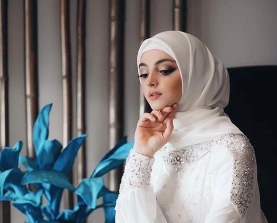 Ivory Lycra Jersey Bridal Hijab, Muslim Wedding Scarf - image 5