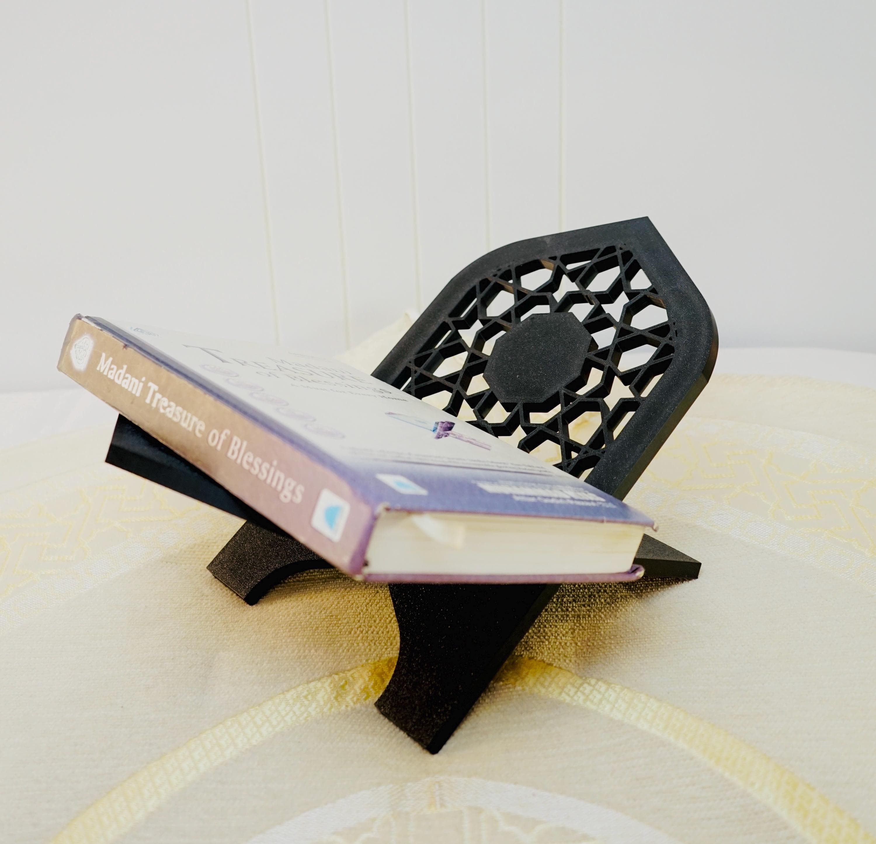 Quran Stand (Rehal) – 3D Printed Islamic Prayer Stand, Modern Design - image 3