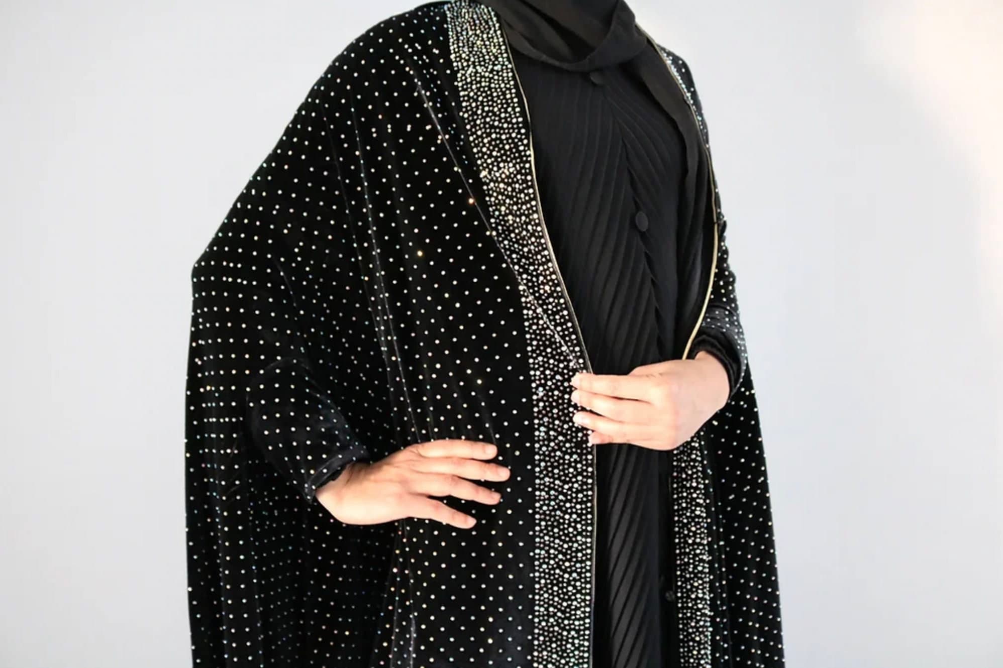 Black Velvet Cape Farasha Butterfly Abaya with Exquisite Arabian Gemstone Embellishments Throughout - Elegant Islamic Fashion - image 5