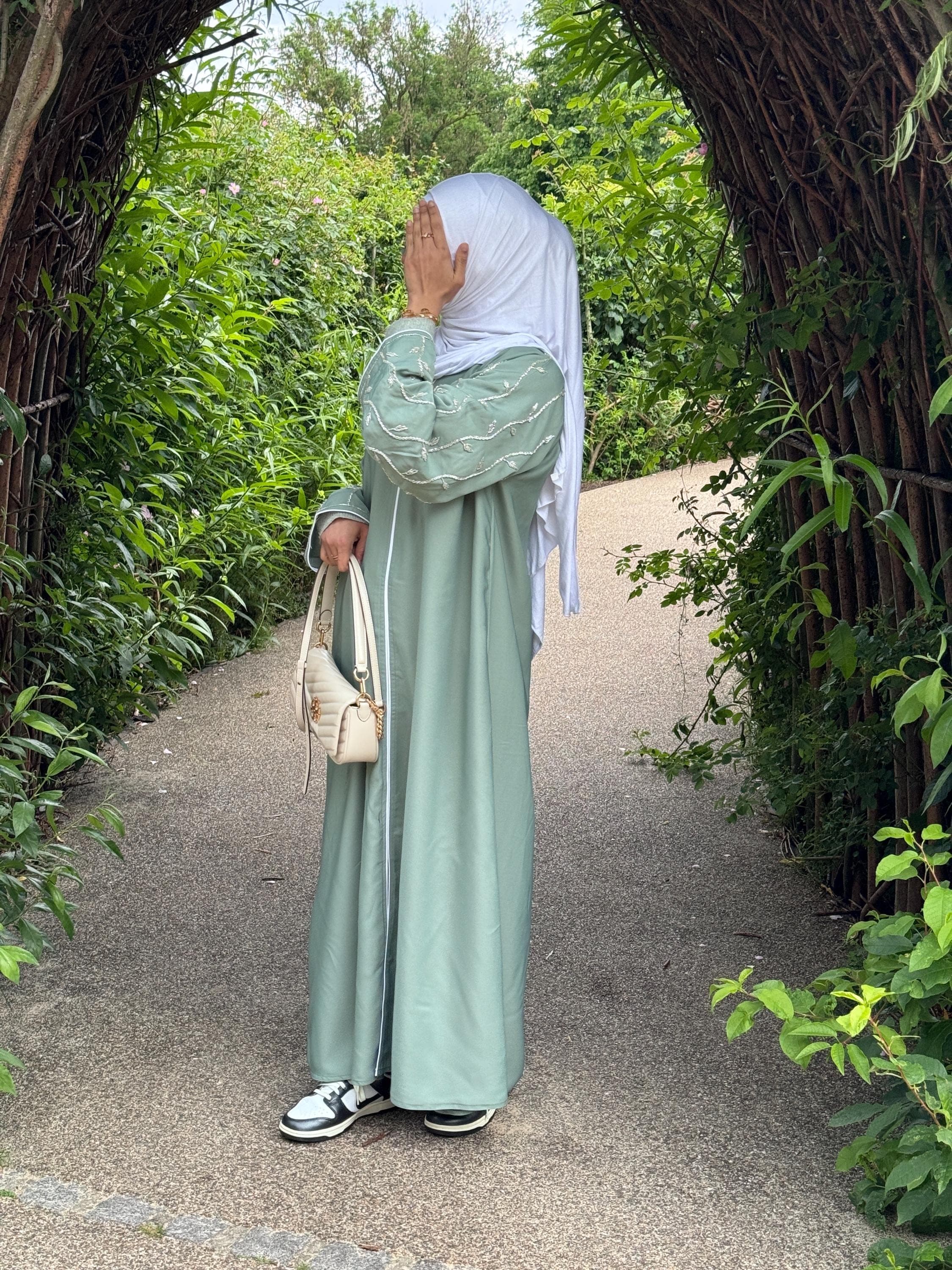 Rahma Handwork Closed Abaya with Scarf