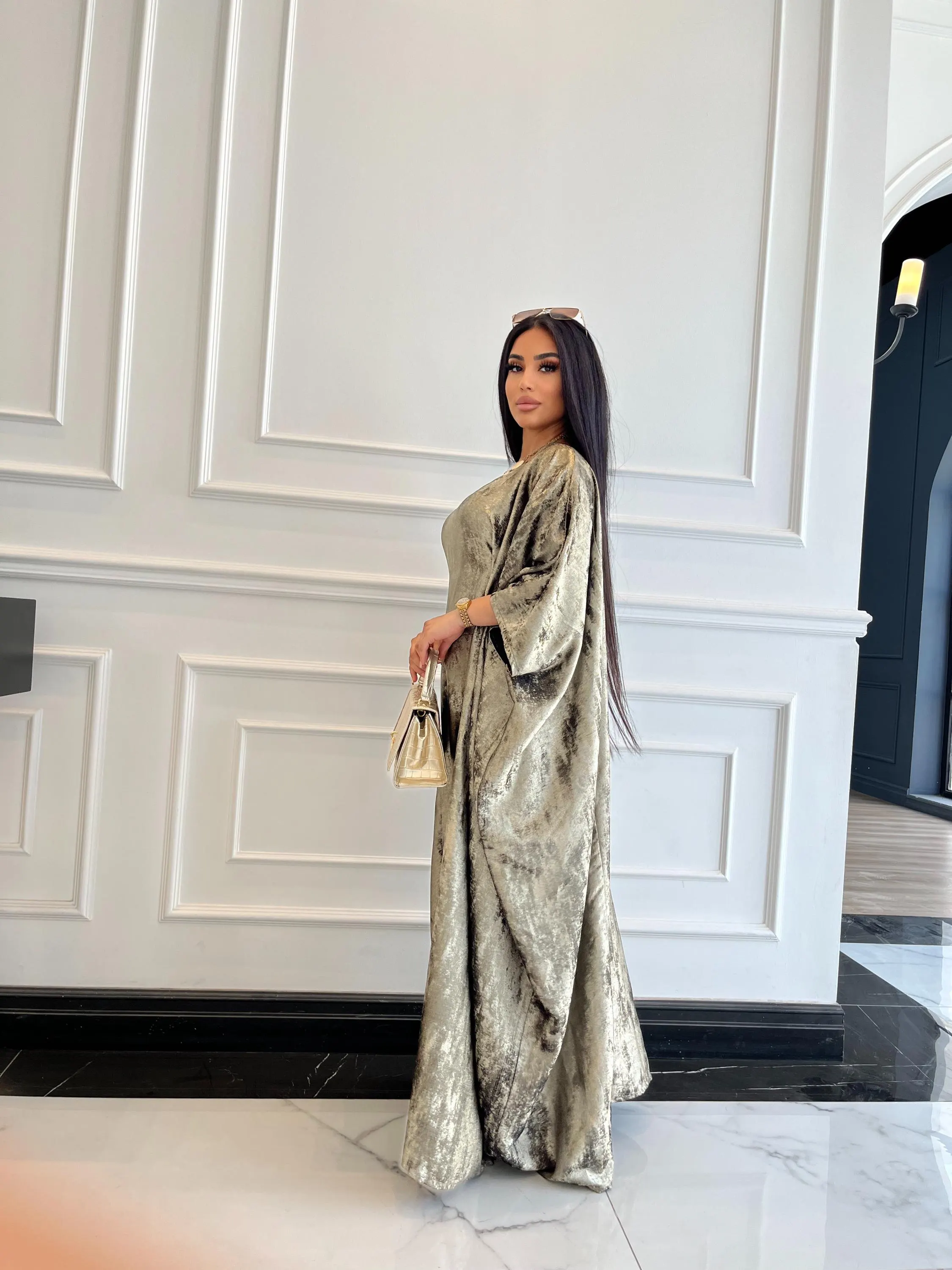 Golden classy abaya - image 5