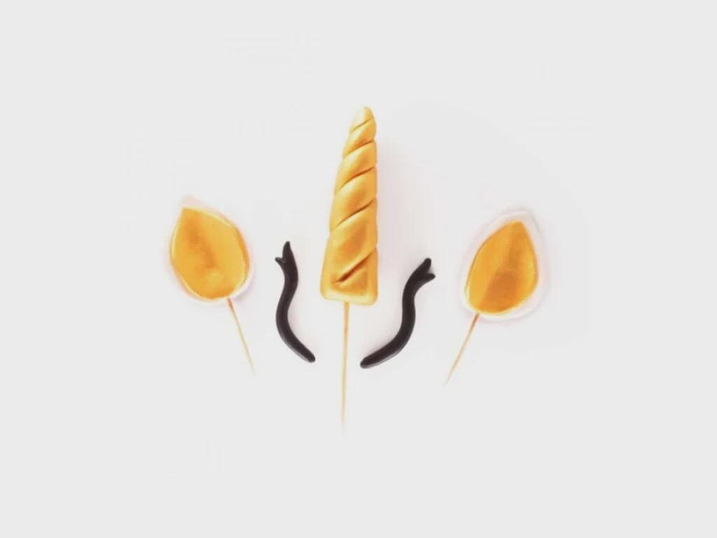 Unicorn Cake Topper Set – Gold Horn, Ears and Eyelashes, Edible Cake Decoration for Birthday Cake, Magical Party Supplies - image 3