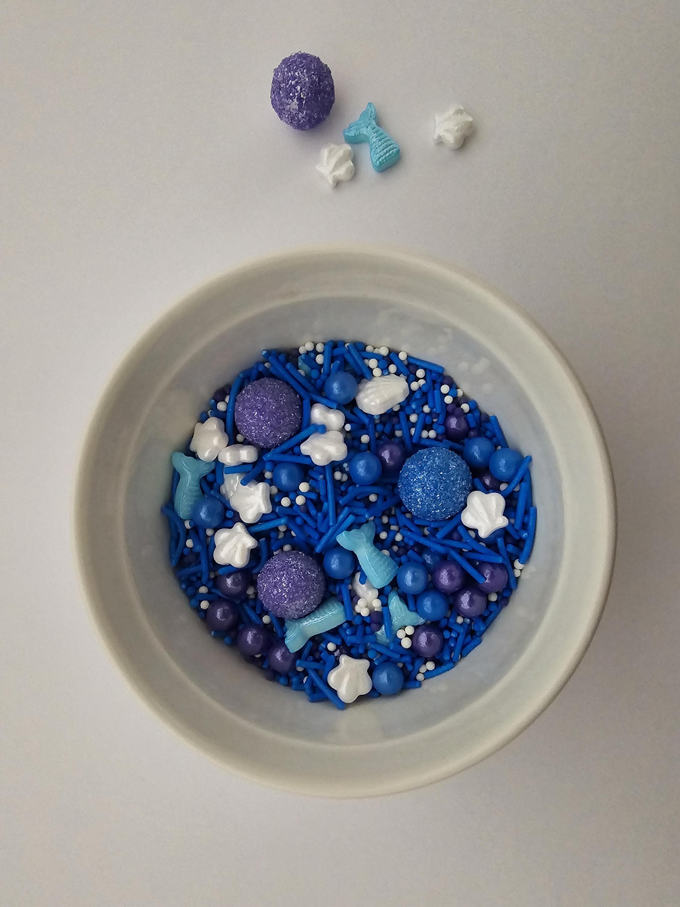 Mermaid Tails Sprinkle Mix: Edible Cake & Cupcake Decoration