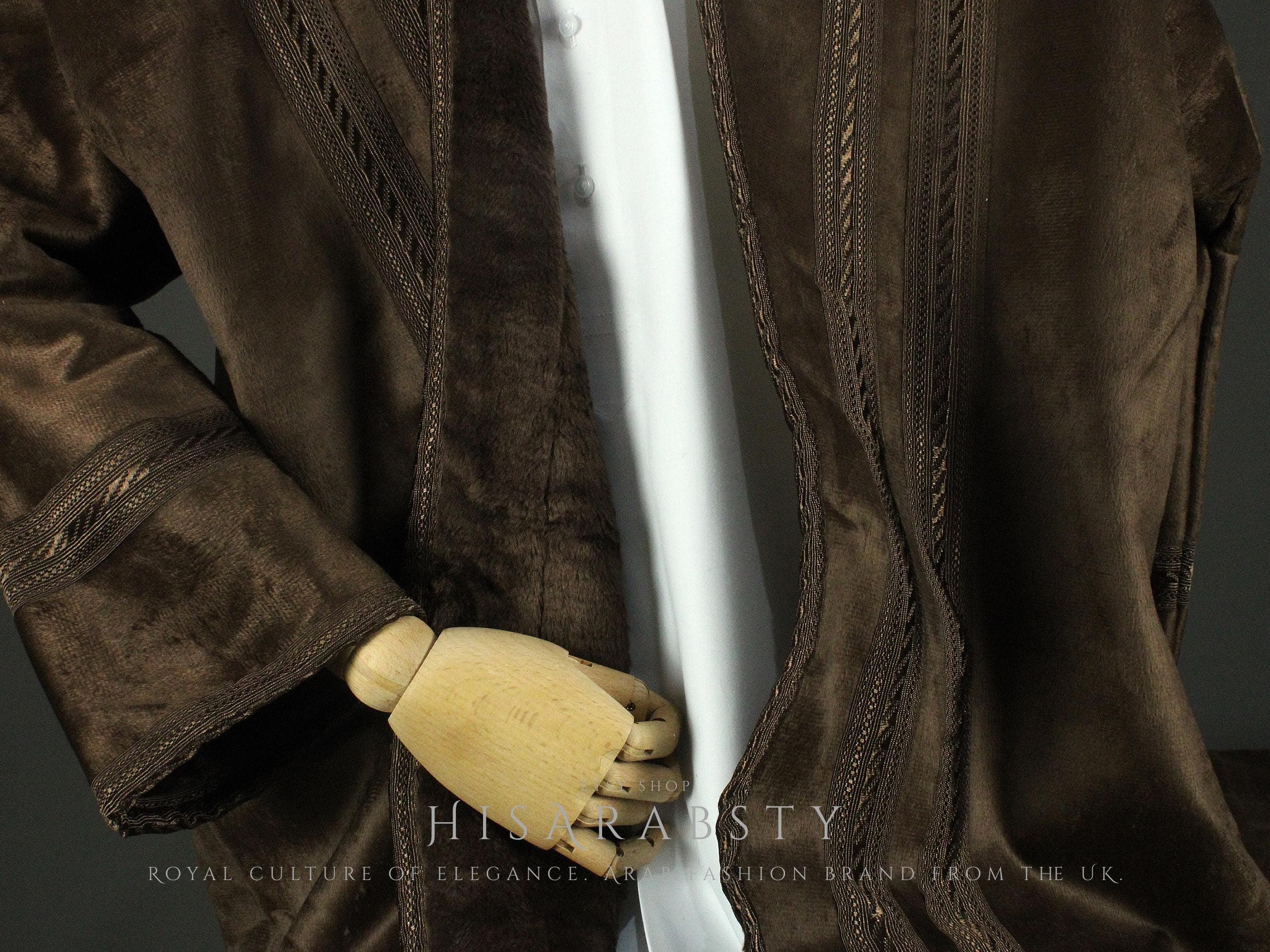Dark Brown Colour Farwa Bisht Cozy Arabian Coat Fur Lined Warm Winter Coat Arabic Abaya Quality Arab Attire Perfect For Winter - image 5
