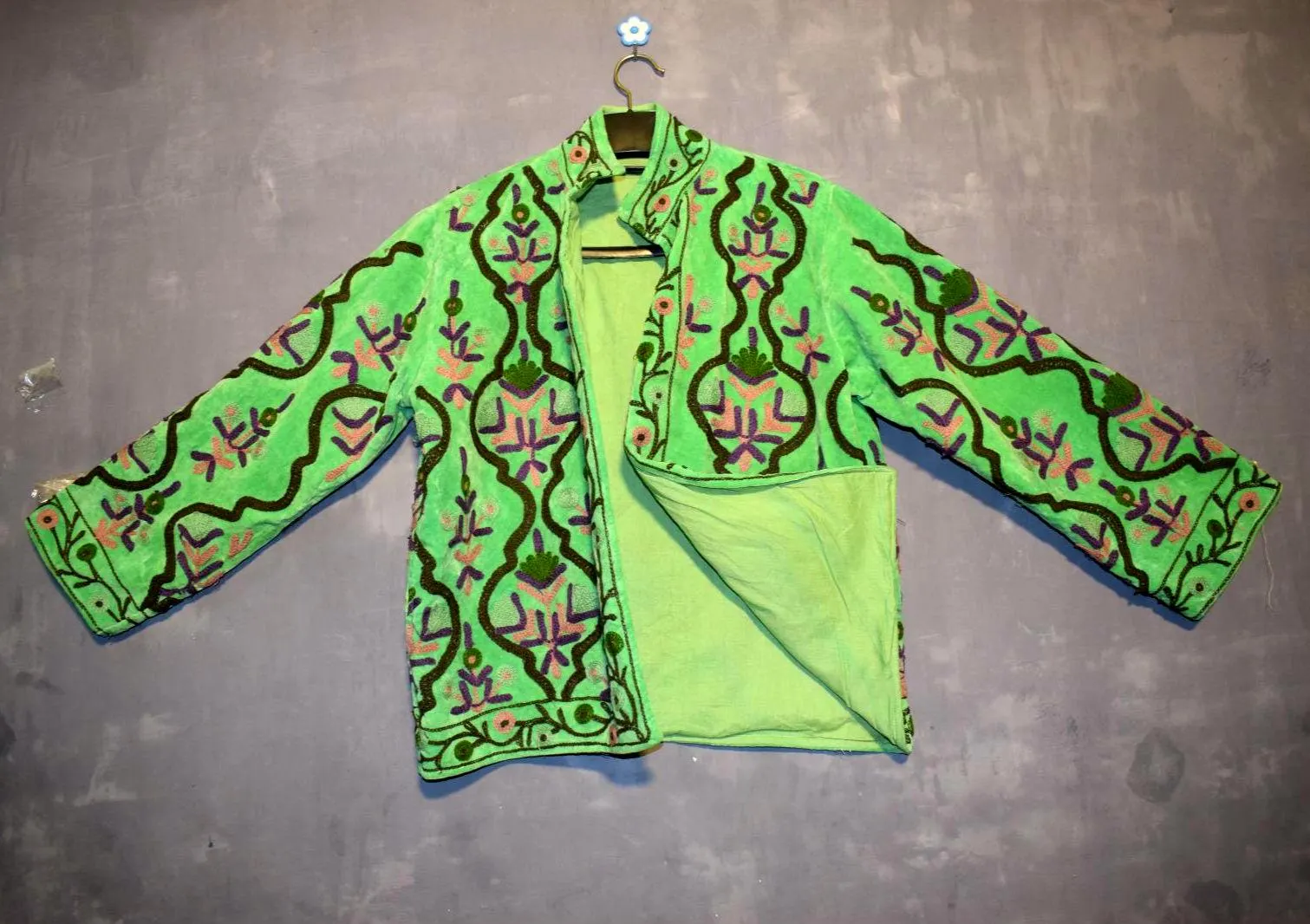 Suzani Embroidery Velvet Fabric Green Color Jacket Coat One Size Length 25 INCH - image 4