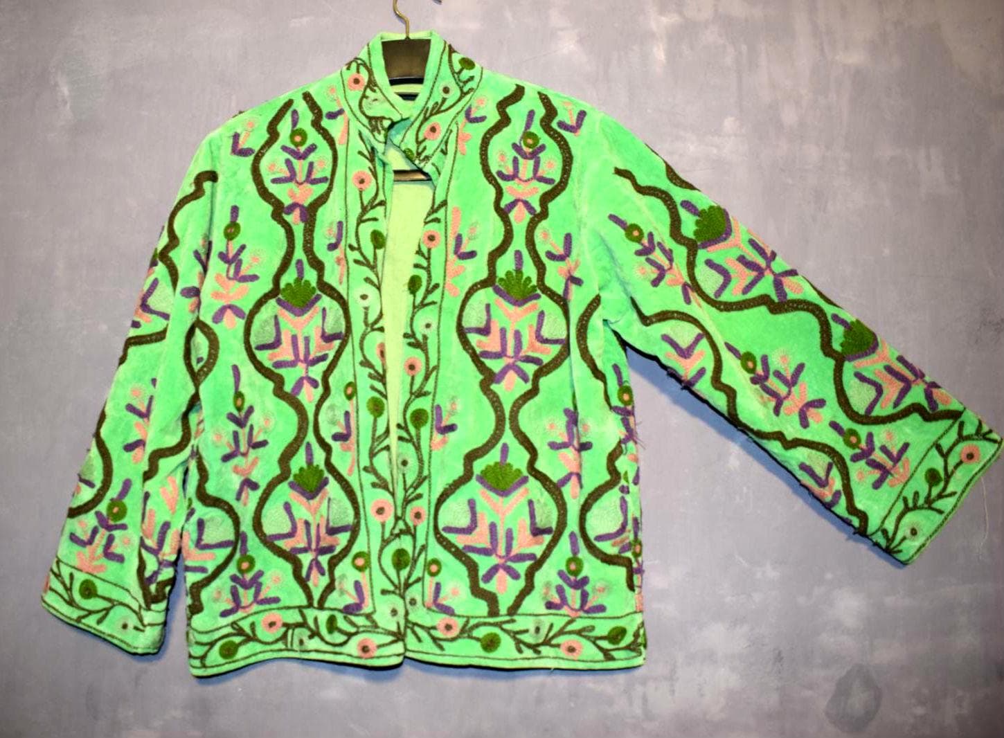 Suzani Embroidery Velvet Fabric Green Color Jacket Coat One Size Length 25 INCH - image 3