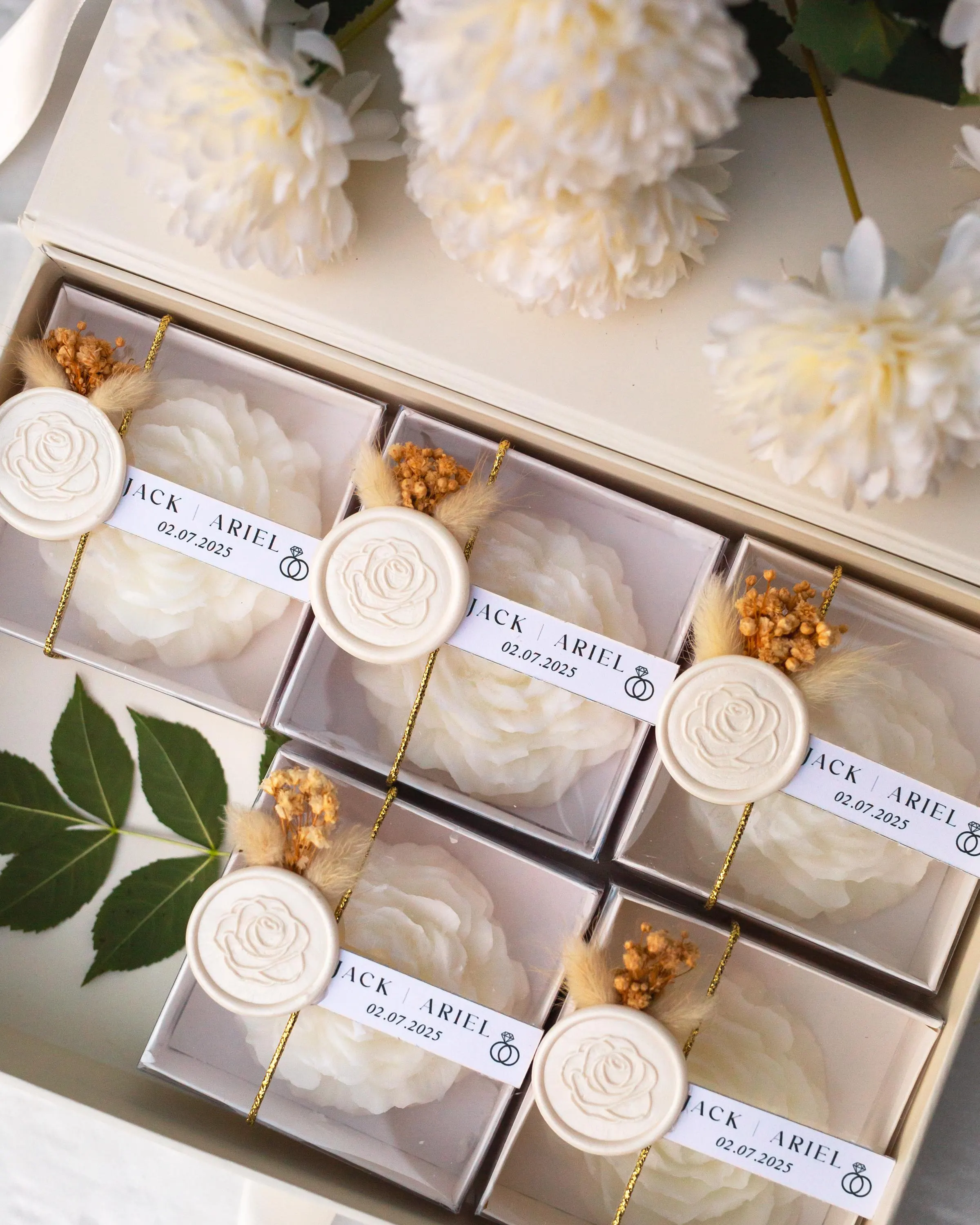 Bridal shower scented candle with ribbon and acetate gift box