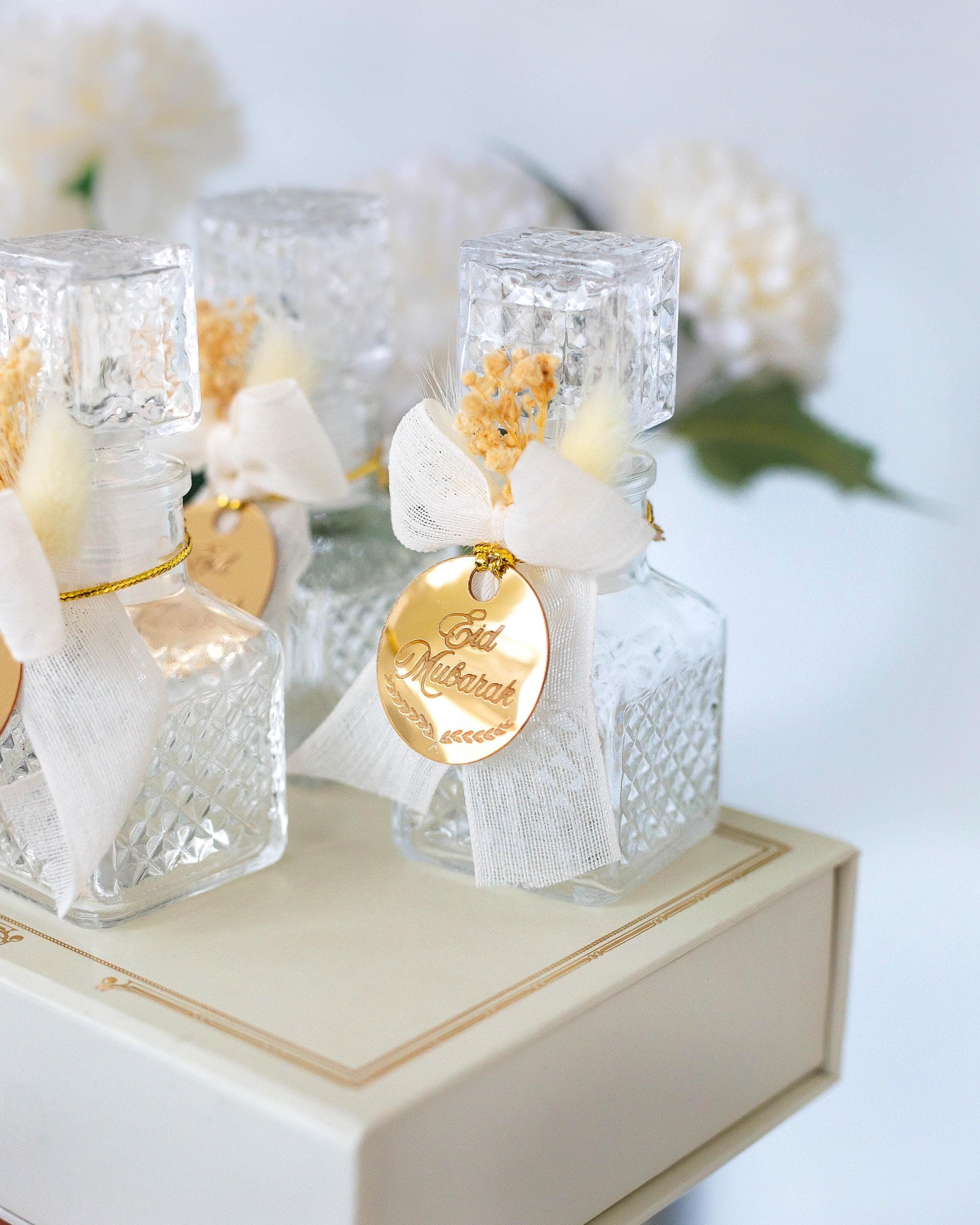 Personalized Zamzam Bottle Favors with Gold Acrylic Tag for Hajj, Eid, Ramadan, Aqiqah, Islamic Wedding Gift