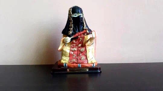 Oriental Women Figurine, Traditional Middle East Women, Asian Gift - image 2
