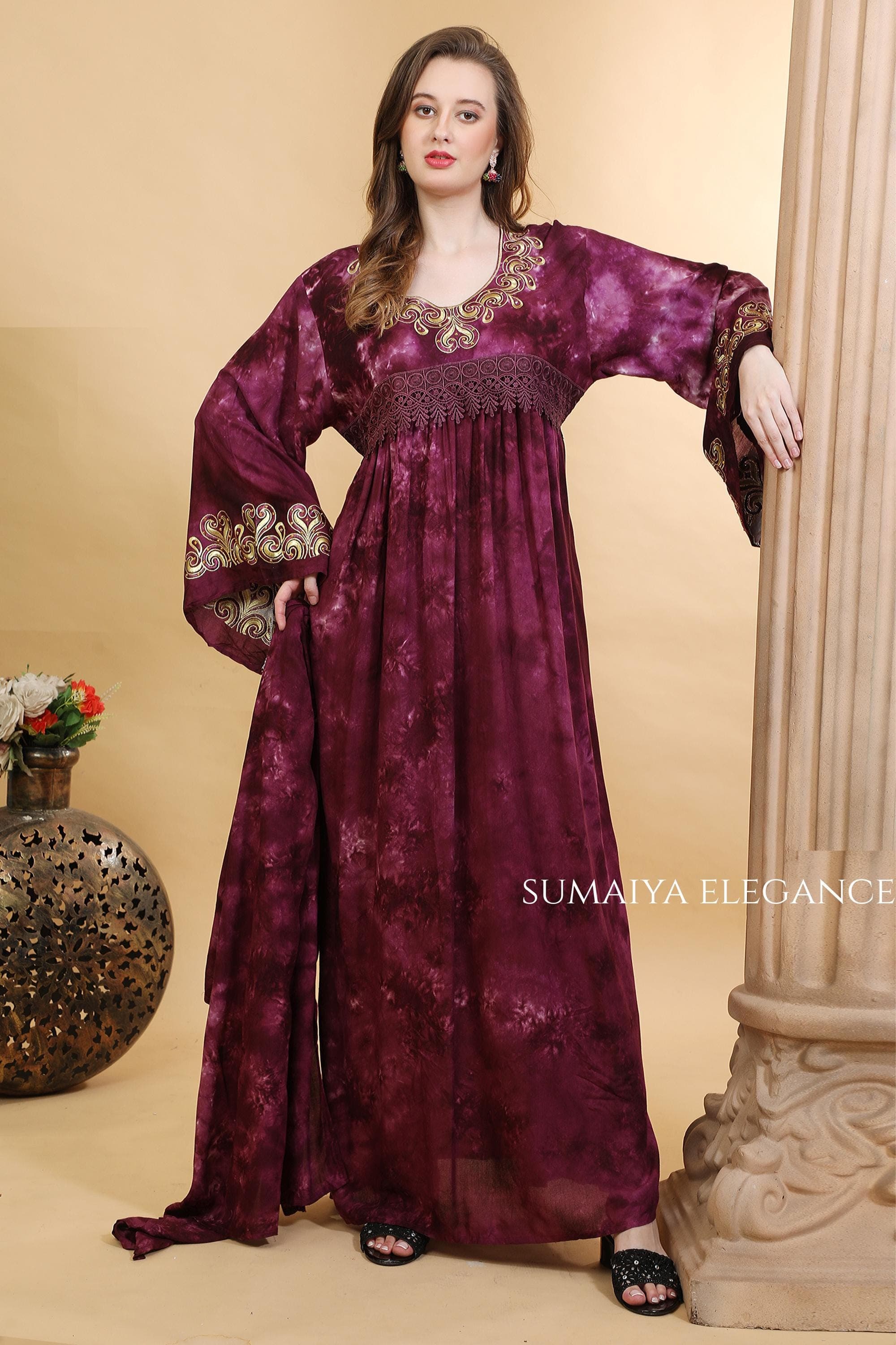 Embroidered Kaftan Dress, V Neck Farasha, Flowy Maxi Kaftan, Bell Sleeve Lounge Dress, Elegant Modest Wear