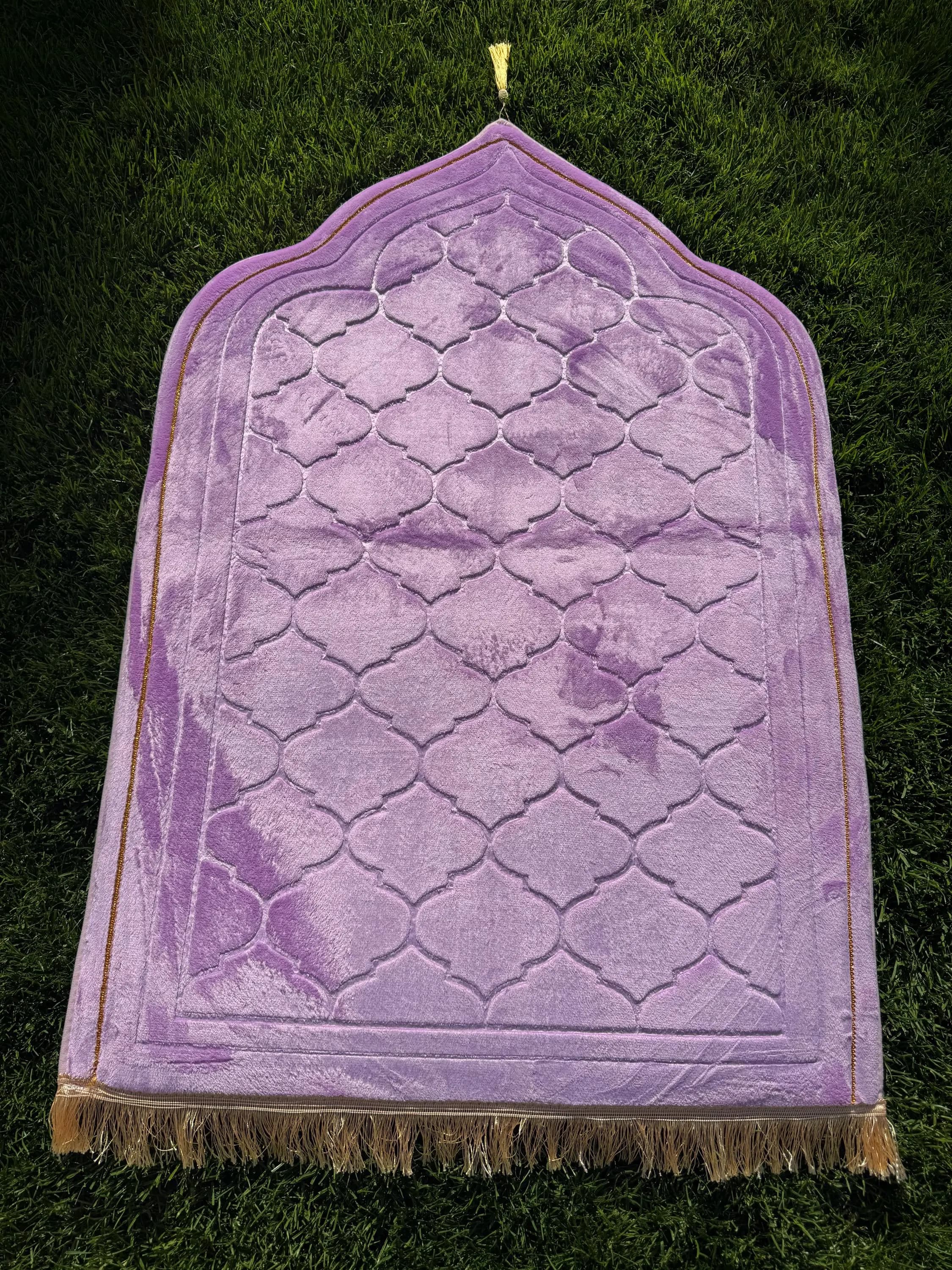 Luxury Padded Velvet Prayer Mat: Golden Edge Embroidery - image 3
