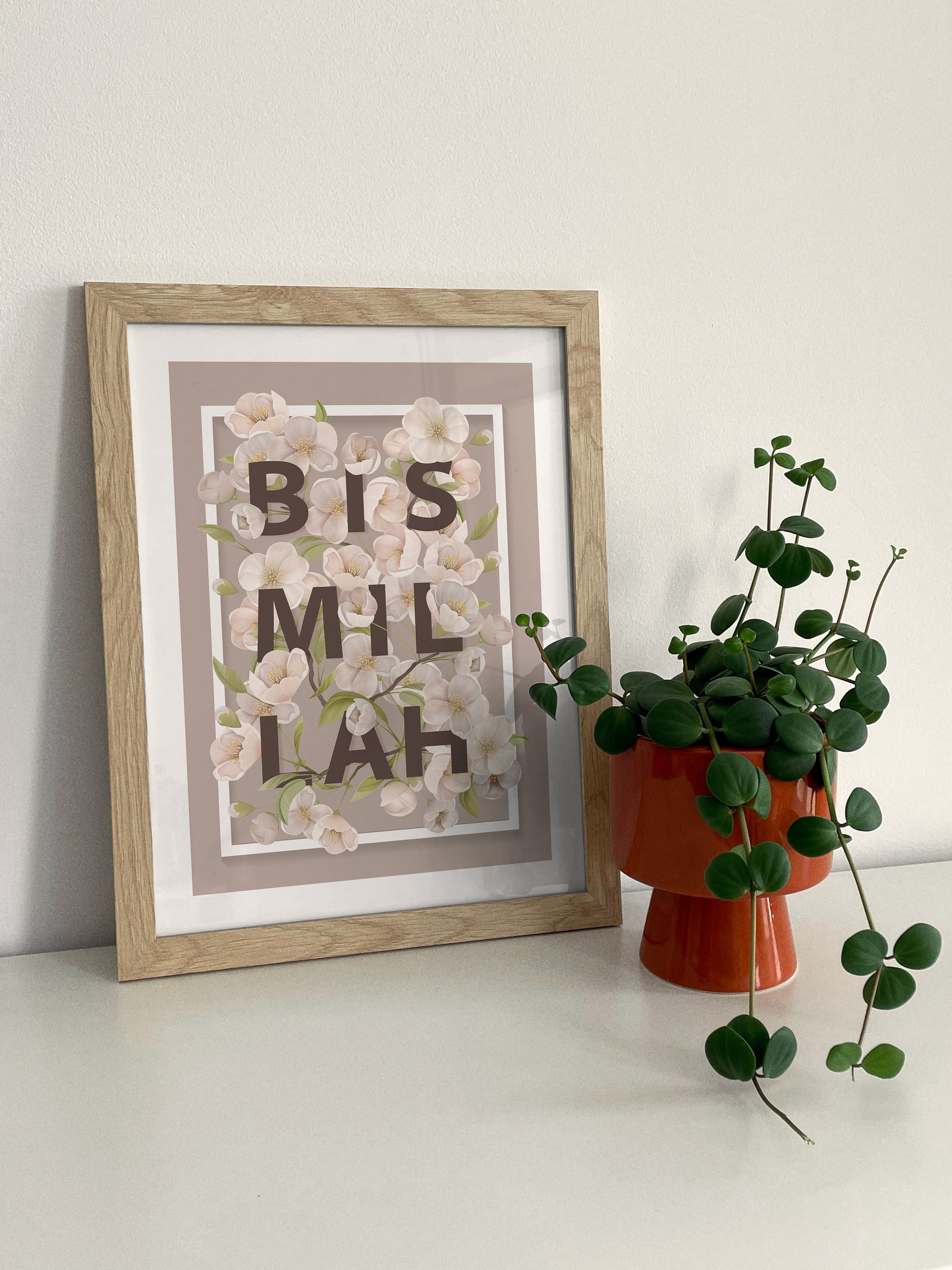 Elevate your surroundings with our curated selection of printable Islamic wall art on Etsy. Instantly downloadable, these digital prints feature the sophistication of Islamic calligraphy, captivating geometric designs, and empowering quotes.