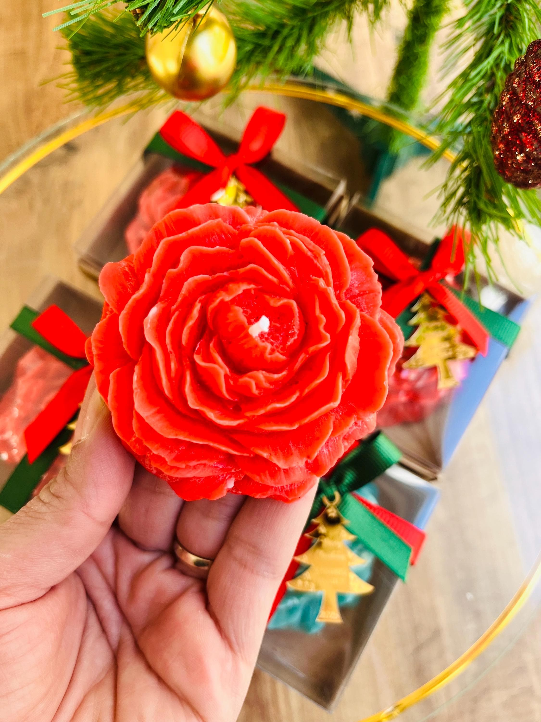 Personalized Peony Christmas Candle Favor: Scented New Year Gift - image 5