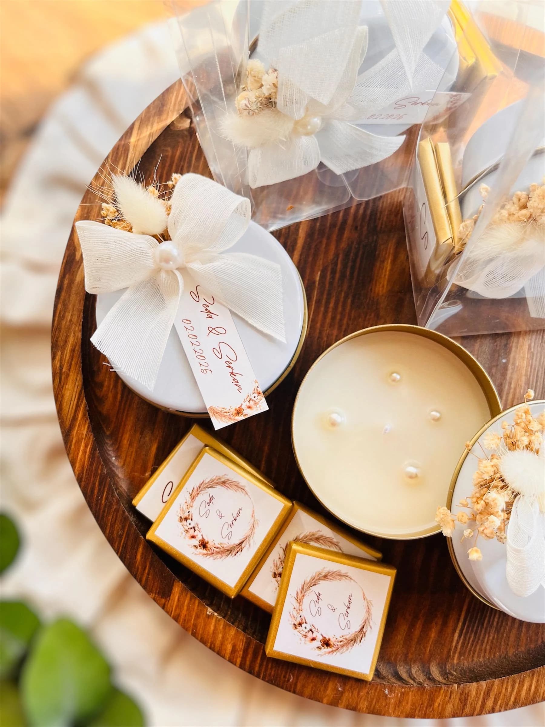 Personalized Elegant Wedding Candle & Cholate Gift Bag Favor: Wedding , Engagement, Bridal Shower, Save the Date