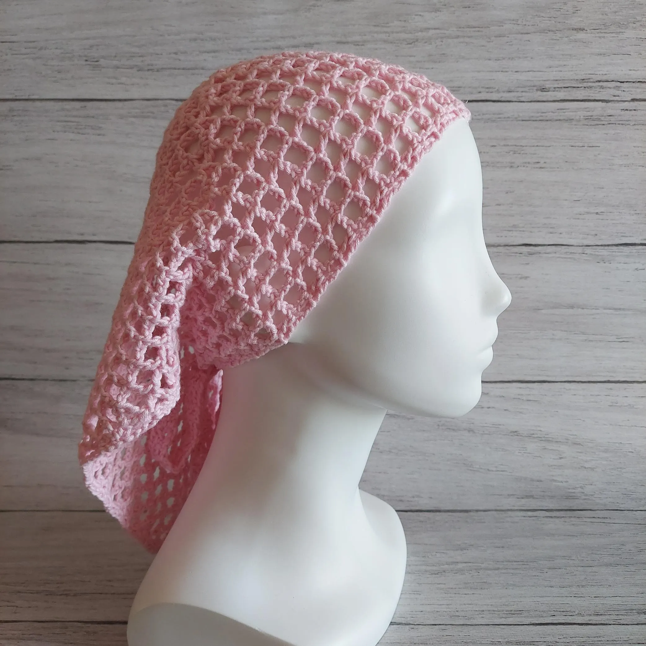 FILET CROCHET PATTERN for a lightweight summer hooded kerchief worn over long or curly hair to hold it in place. A modern combo of a basic lace bandana, a trendy mesh durag and a vintage ‘Babushka’ head scarf is a perfect Bad Hair Day Hat!