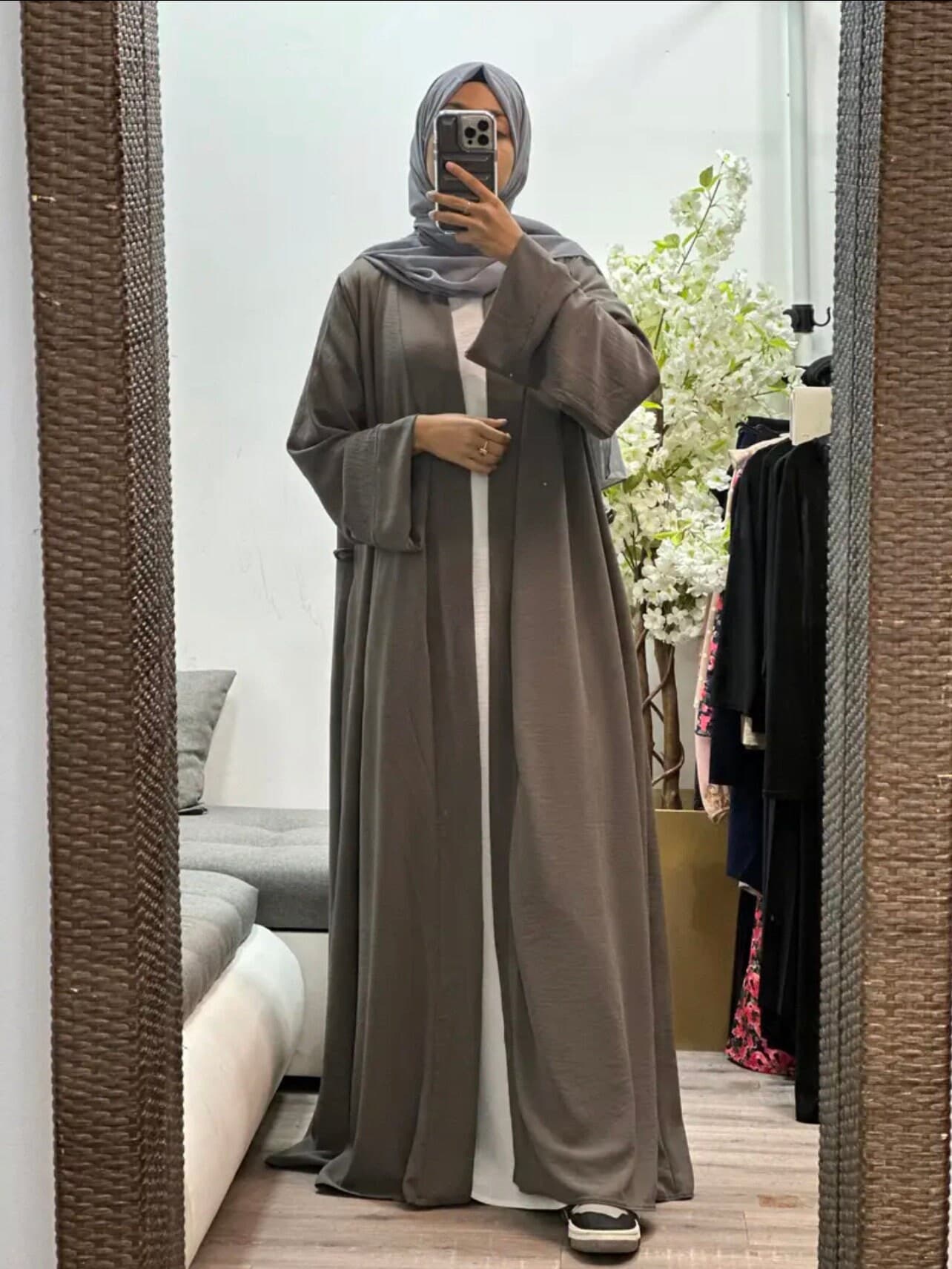 open abaya with flare sleeves and belt - image 3