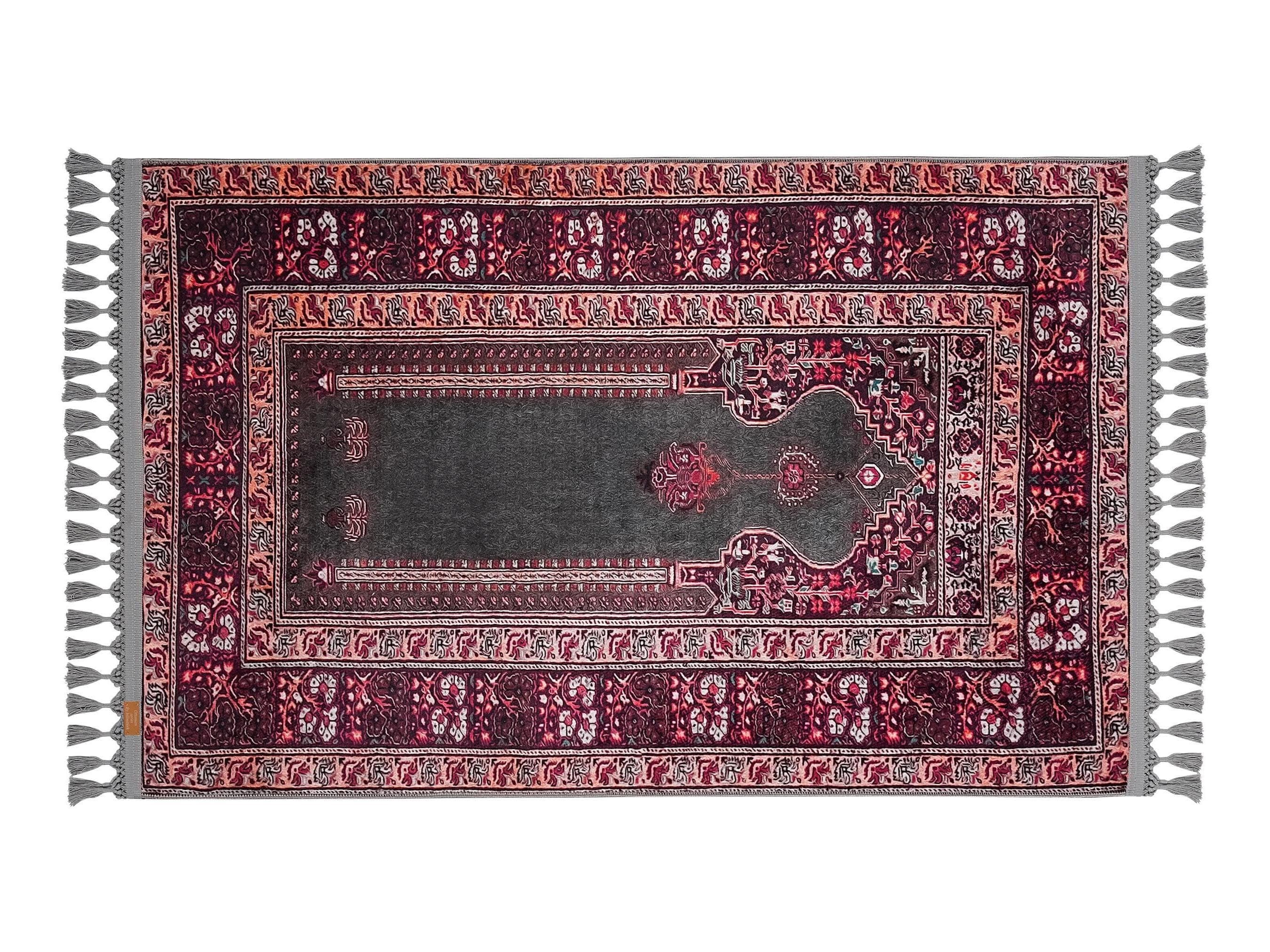 Classic Prayer Rug with Medium-Pile Textured Surface  
📐 80x125 cm (2'7"x4'1") – Comfortable Size for Daily Salah  
🧵 Thickness: 7 mm  
⚖️ Weight: 1.738  kg/m²  
🪑 Non-slip Cotton Base – Stable on Hardwood, Tile & Carpet  
🧺 Machine Washable at 30°C | Compatible with Robot Vacuums  
🎨 Deep Green Mihrab Motif – Elegant, Spiritual & Fade-Resistant