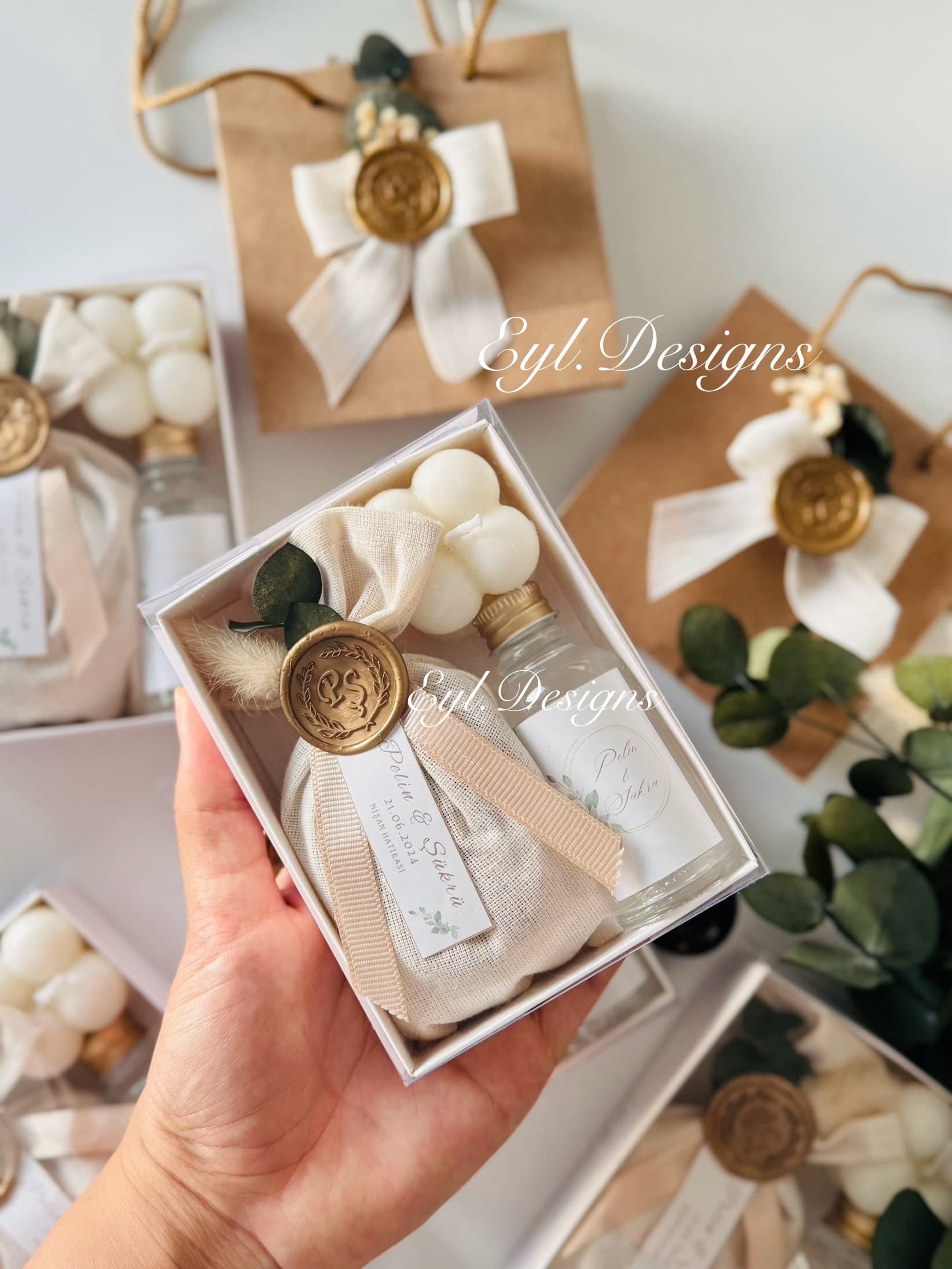 Personelized Wedding Favors, Baby Shower Gift, Baby Welcome Baby Gift, Lavender bags, Party gift bags