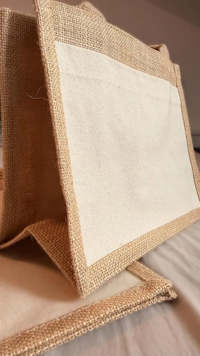 Personalisierte Jutetasche „Anne“ – Symbolische Mutter-Geschenktasche aus Naturmaterial für besondere Anlässe - image 3