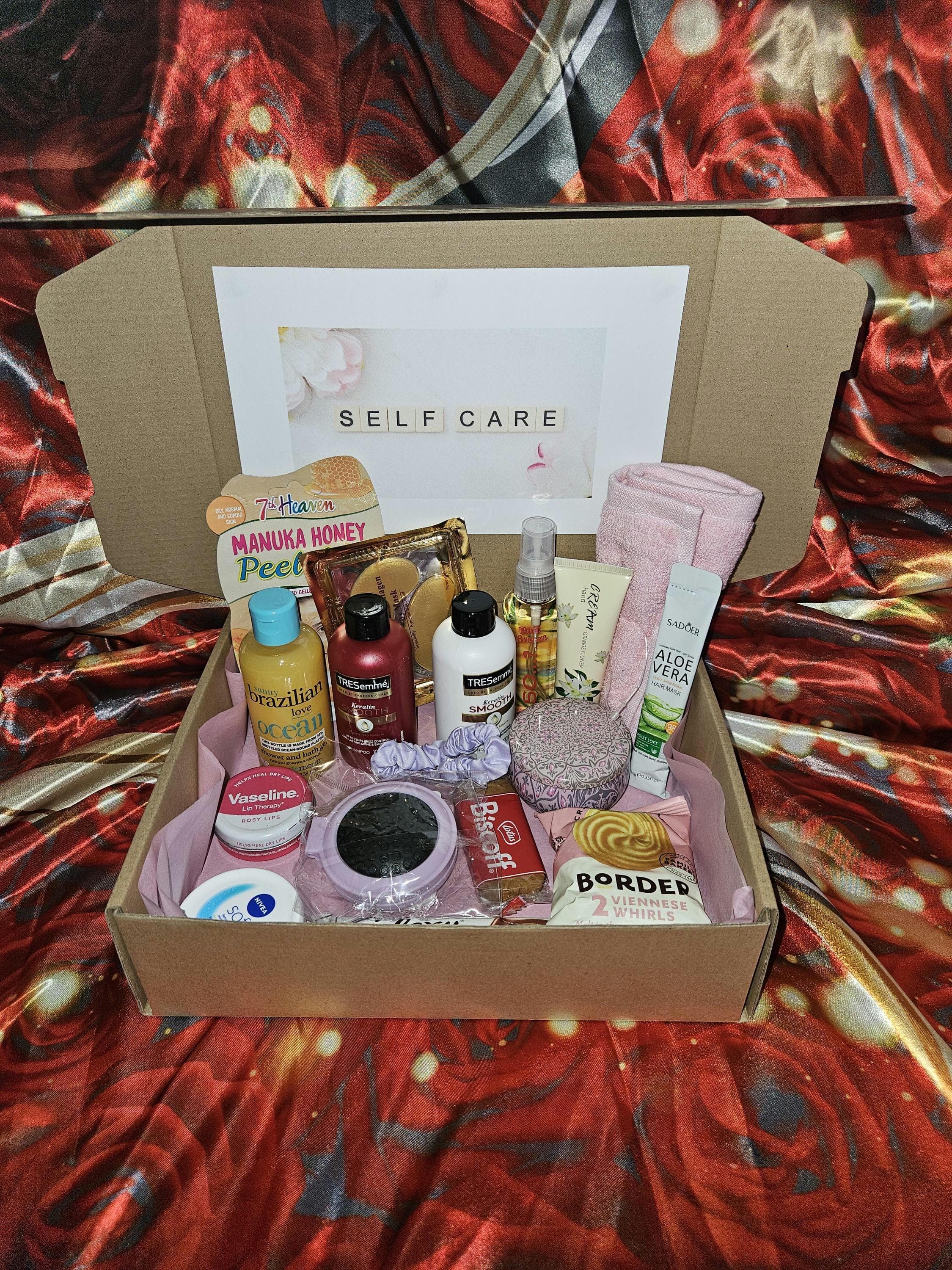 Maternity pamper hamper| Pregnancy pamper gift set | Pregnancy Hamper | |Pregnancy spa kit | Mum to be pamper gift| Pamper Hamper | Birthday
