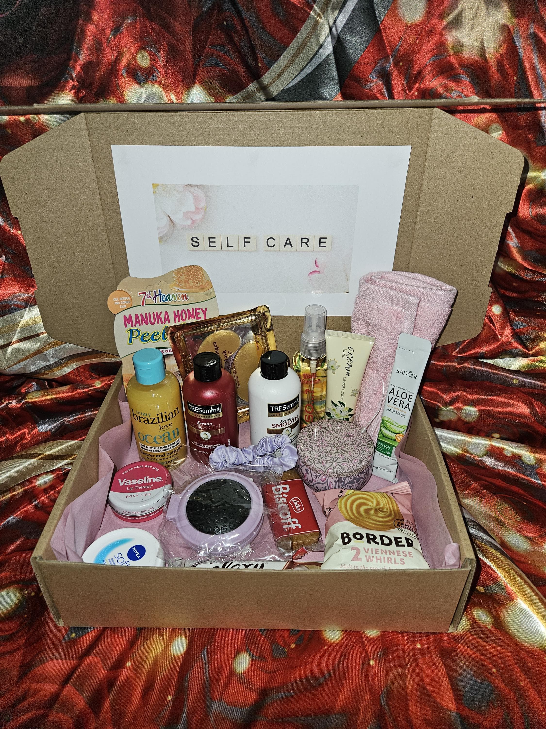 Maternity pamper hamper| Pregnancy pamper gift set | Pregnancy Hamper | |Pregnancy spa kit | Mum to be pamper gift| Pamper Hamper | Birthday - image 3