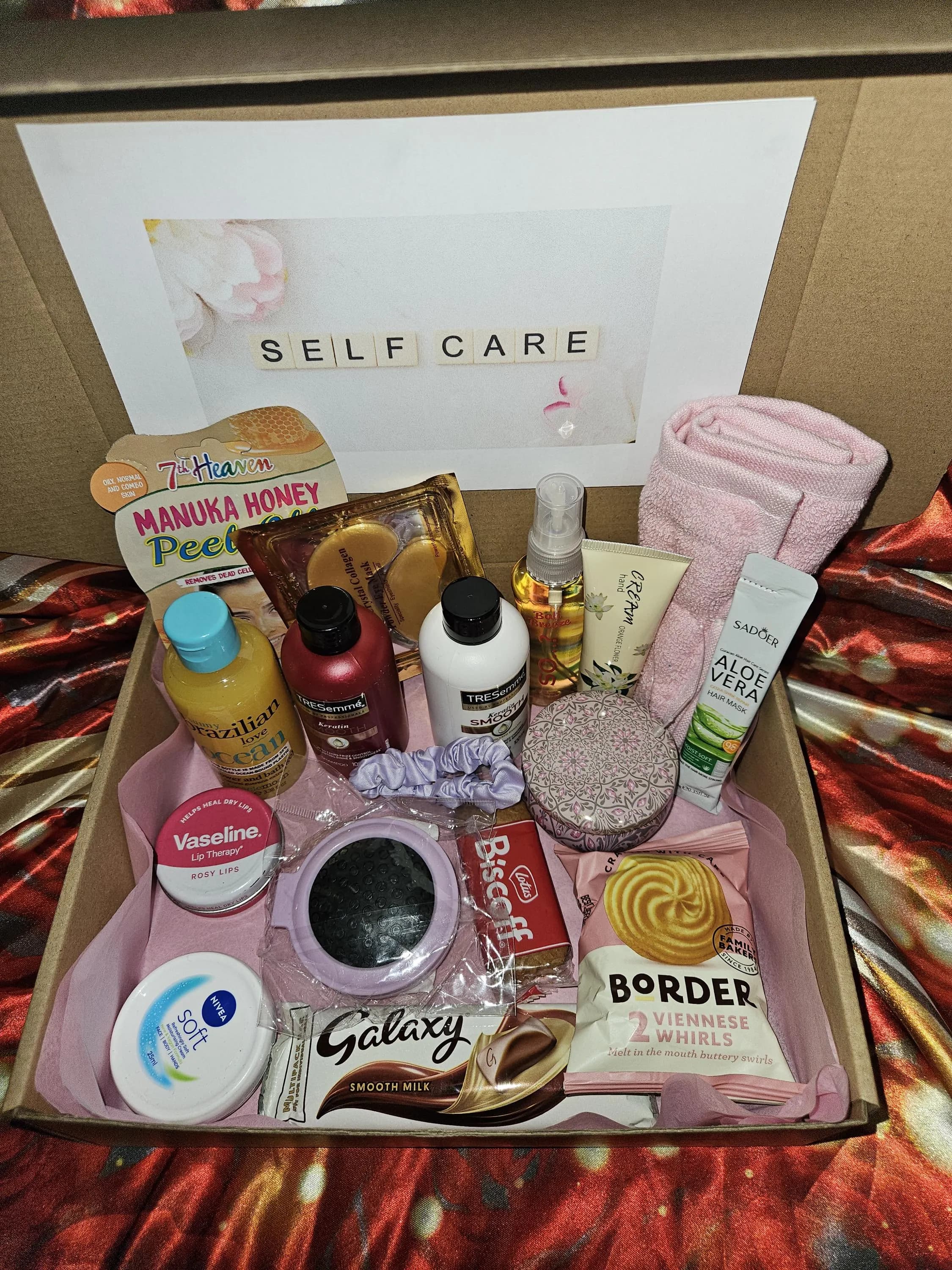 Maternity pamper hamper| Pregnancy pamper gift set | Pregnancy Hamper | |Pregnancy spa kit | Mum to be pamper gift| Pamper Hamper | Birthday - image 4