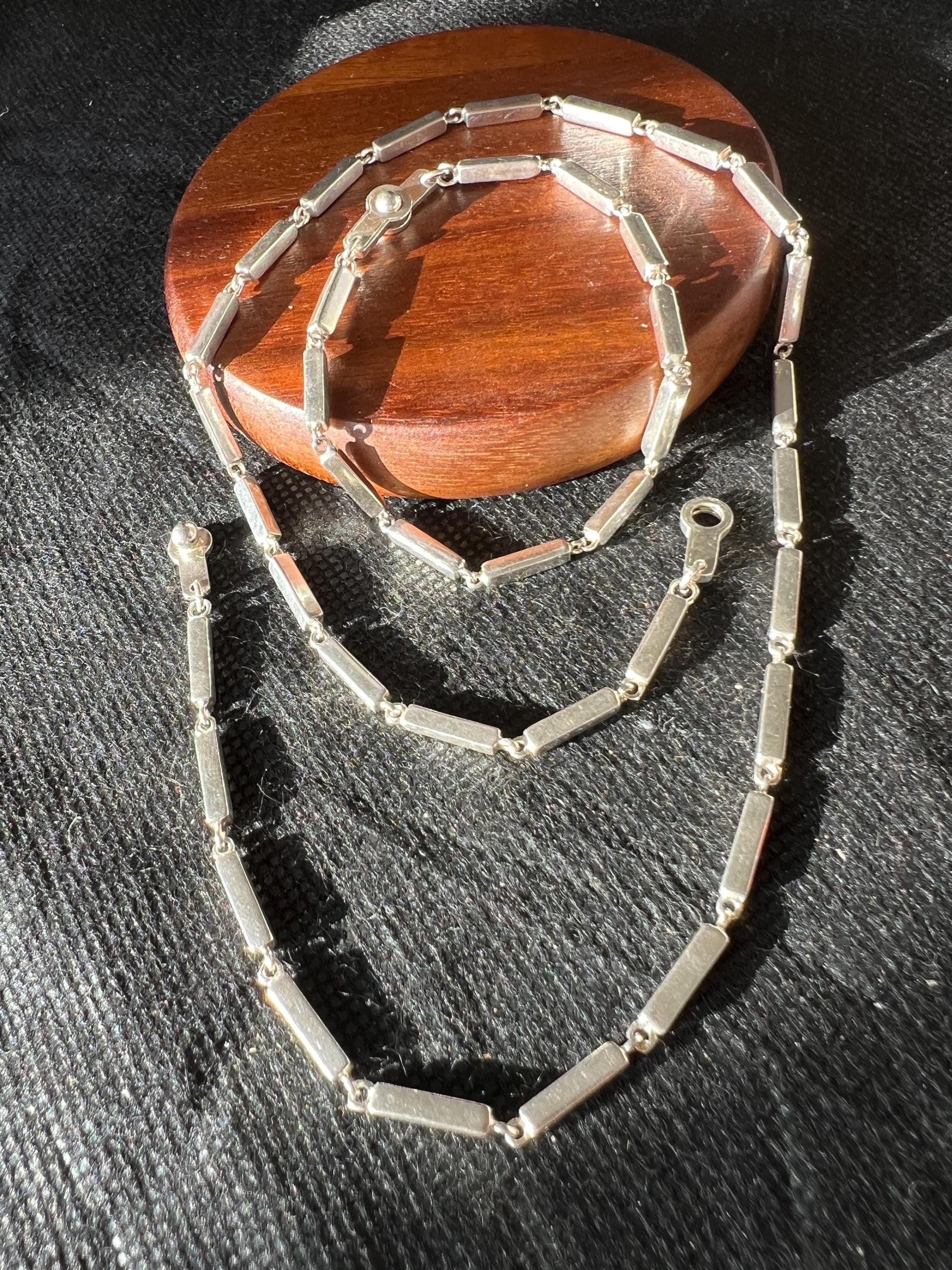 Product photo showing vintage ESPRIT 925 silver necklace and bracelet set with geometric links