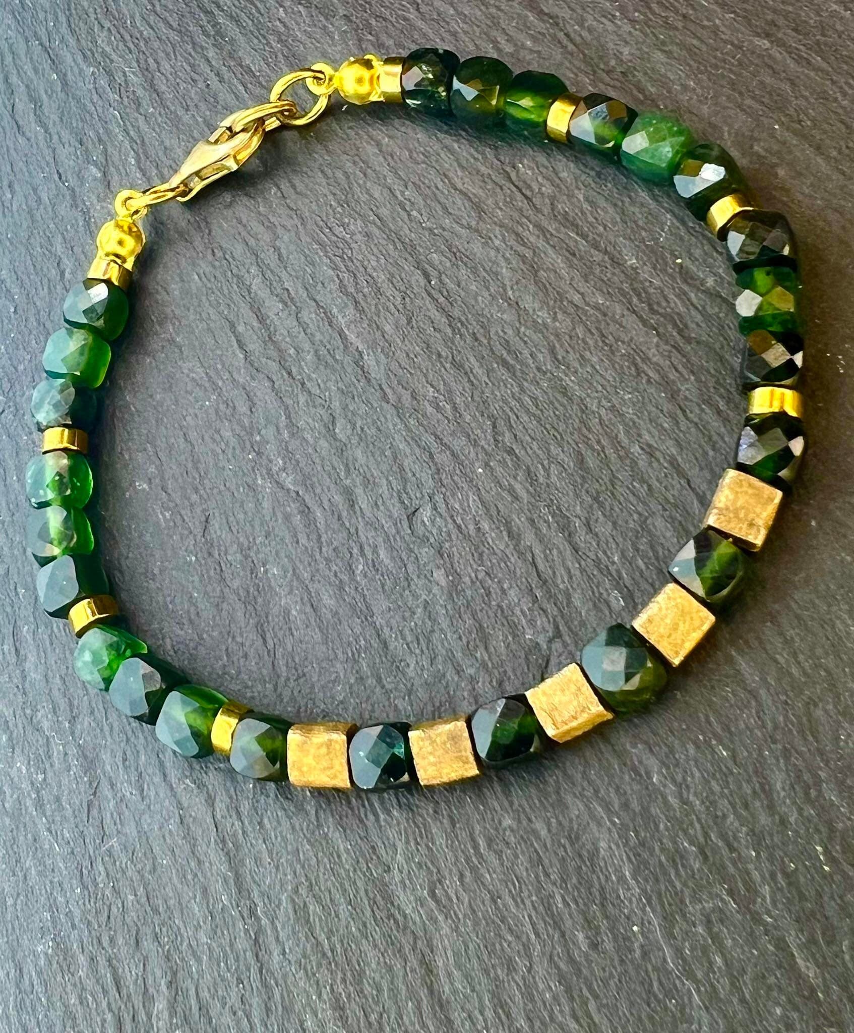 Jade green gemstone edelstein grün armband bracelet männer brass prynite golden vergoldet gold plated brass