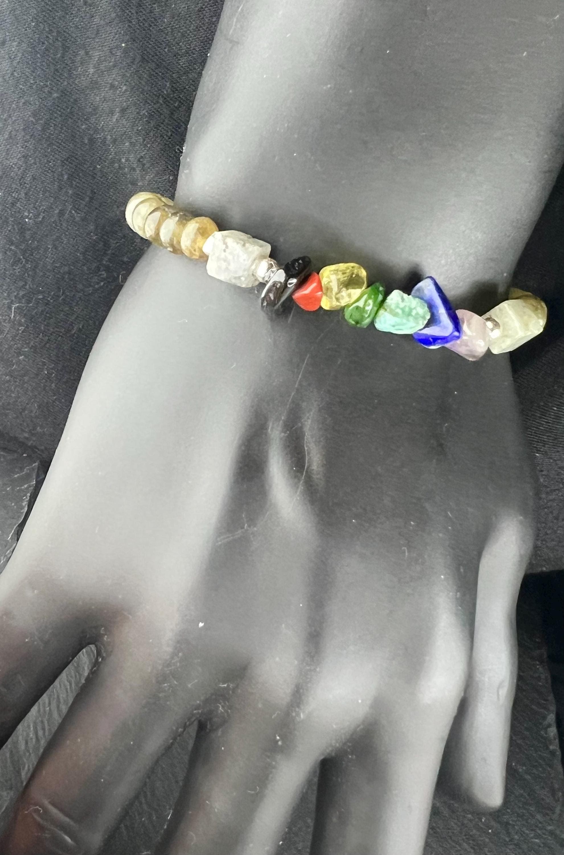 Handmade 7 Chakras Bracelet, natural Labradorite gemstones, chakras healing energy, elastic bracelet, 925 silver beads