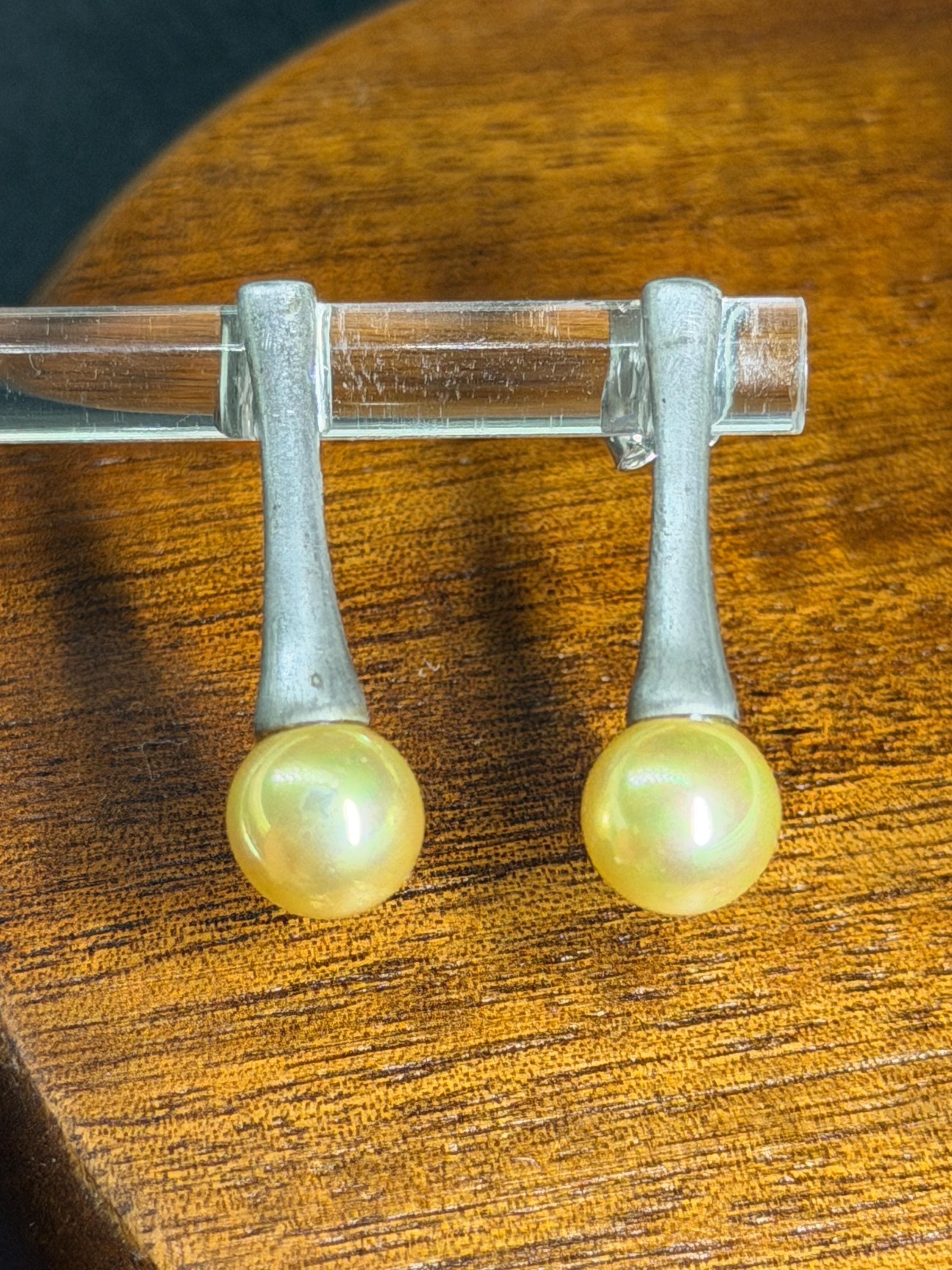 Vintage Silver Earrings with a Freshwater Pearl, Minimalist stud Design, Butterfly Backs
