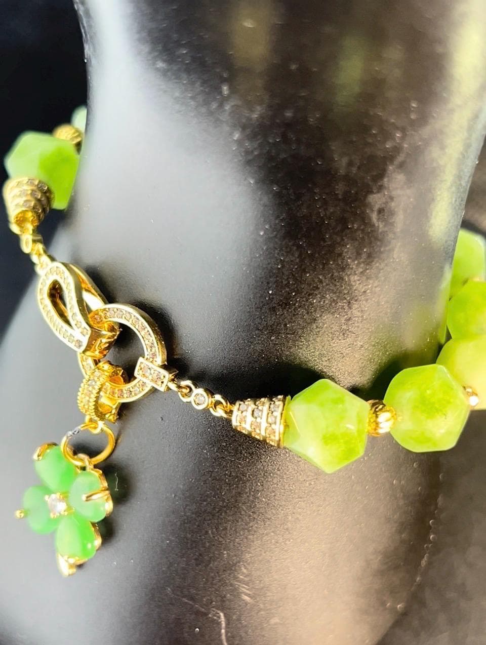 Peridot bracelet clover charm gold plated natural gemstones