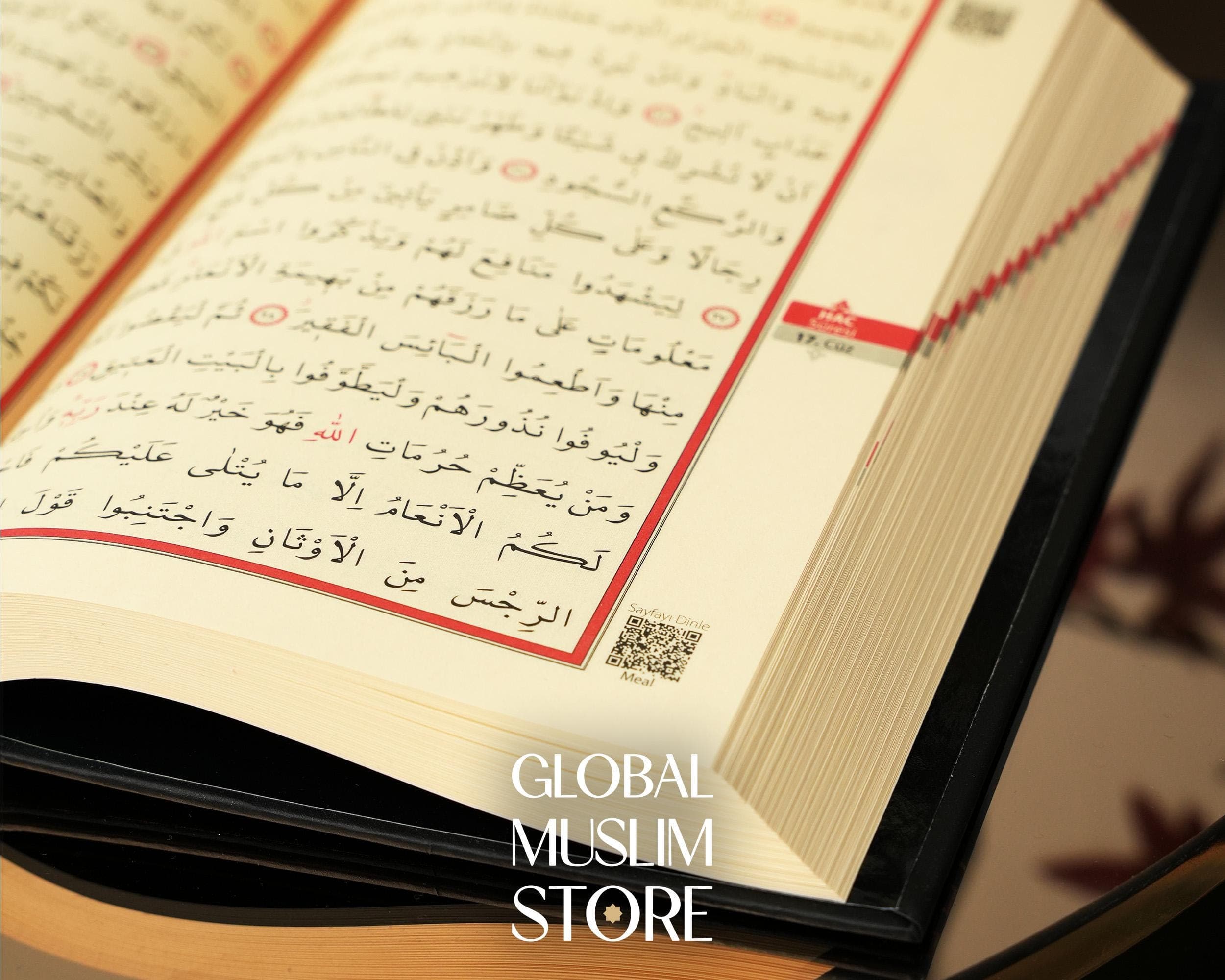 Kaaba Quran Gift Set | Velvet Quran Box and Arabic Quran | Islamic Gifts | Decorative Muslim Presents | The Holy Quran and Kaaba Case Set - image 4